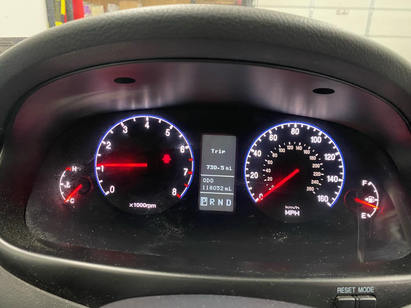 2009 BLACK /Gray Hyundai Azera (KMHFC46F19A) , located at 533 S West End Blvd., Quakertown, PA, 18951, (877) 257-4995, 40.343994, -75.303604 - INCLUDED IN THE SALE PRICE OF EVERY VEHICLE: 48 Hour Money Back Guarantee 6 Month - 6,000 Mile Warranty Brand New PA State Inspection & Emission $10 Oil Changes for the Life of the Loan Complete CARFAX - Photo#7