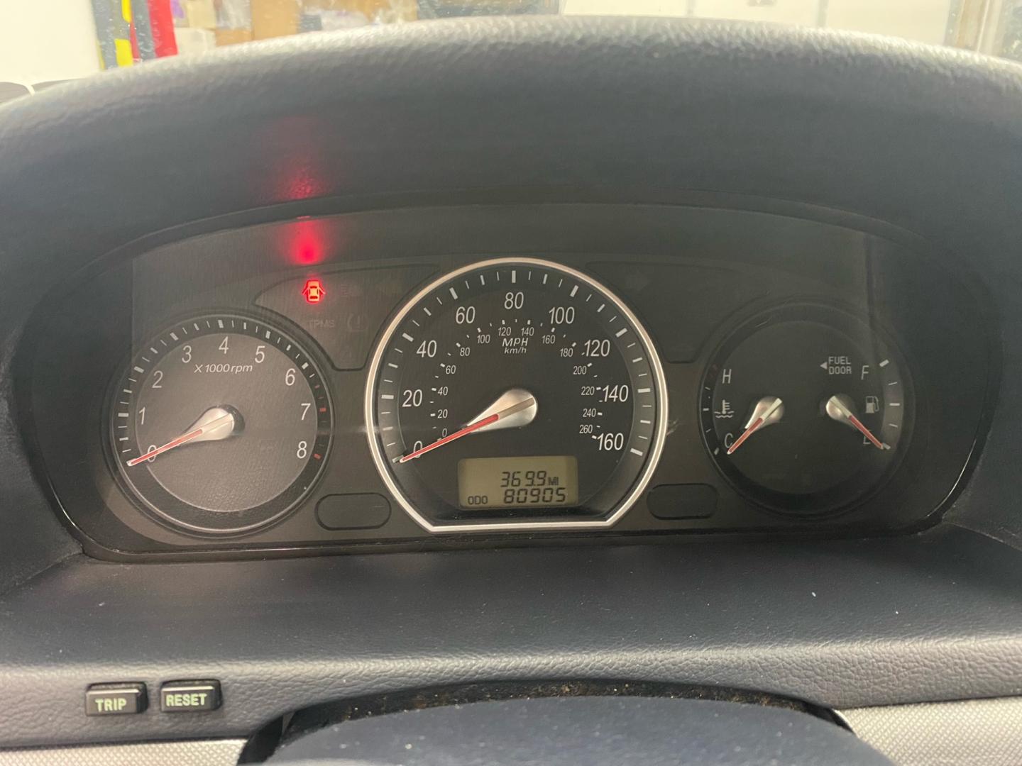 2006 BLACK /Tan Hyundai Sonata (5NPEU46F96H) , located at 533 S West End Blvd., Quakertown, PA, 18951, (877) 257-4995, 40.343994, -75.303604 - INCLUDED IN THE SALE PRICE OF EVERY VEHICLE: 48 Hour Money Back Guarantee 6 Month - 6,000 Mile Warranty Brand New PA State Inspection & Emission $10 Oil Changes for the Life of the Loan Complete CARFAX - Photo#6