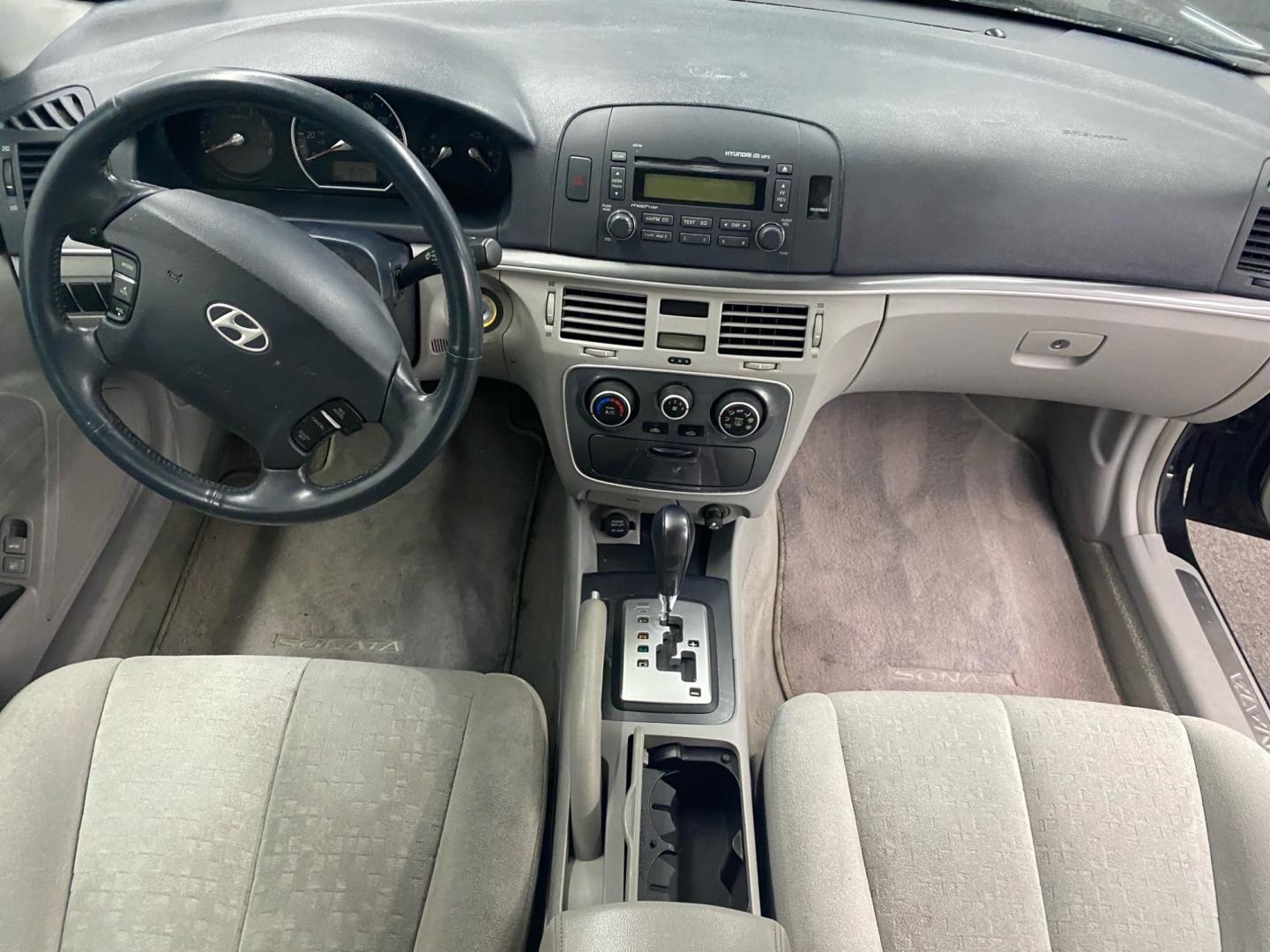 2006 BLACK /Tan Hyundai Sonata (5NPEU46F96H) , located at 533 S West End Blvd., Quakertown, PA, 18951, (877) 257-4995, 40.343994, -75.303604 - INCLUDED IN THE SALE PRICE OF EVERY VEHICLE: 48 Hour Money Back Guarantee 6 Month - 6,000 Mile Warranty Brand New PA State Inspection & Emission $10 Oil Changes for the Life of the Loan Complete CARFAX - Photo#5