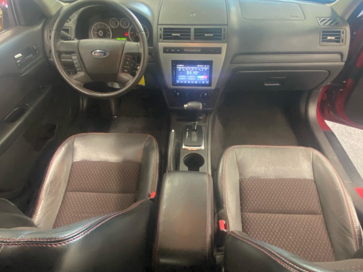 2007 RED /BLACK Ford Fusion SE (3FAHP07Z27R) with an 2.3L L4 DOHC 16V engine, located at 533 S West End Blvd., Quakertown, PA, 18951, (877) 257-4995, 40.343994, -75.303604 - INCLUDED IN THE SALE PRICE OF EVERY VEHICLE: 48 Hour Money Back Guarantee 6 Month - 6,000 Mile Warranty Brand New PA State Inspection & Emission $10 Oil Changes for the Life of the Loan Complete CARFAX - Photo#5