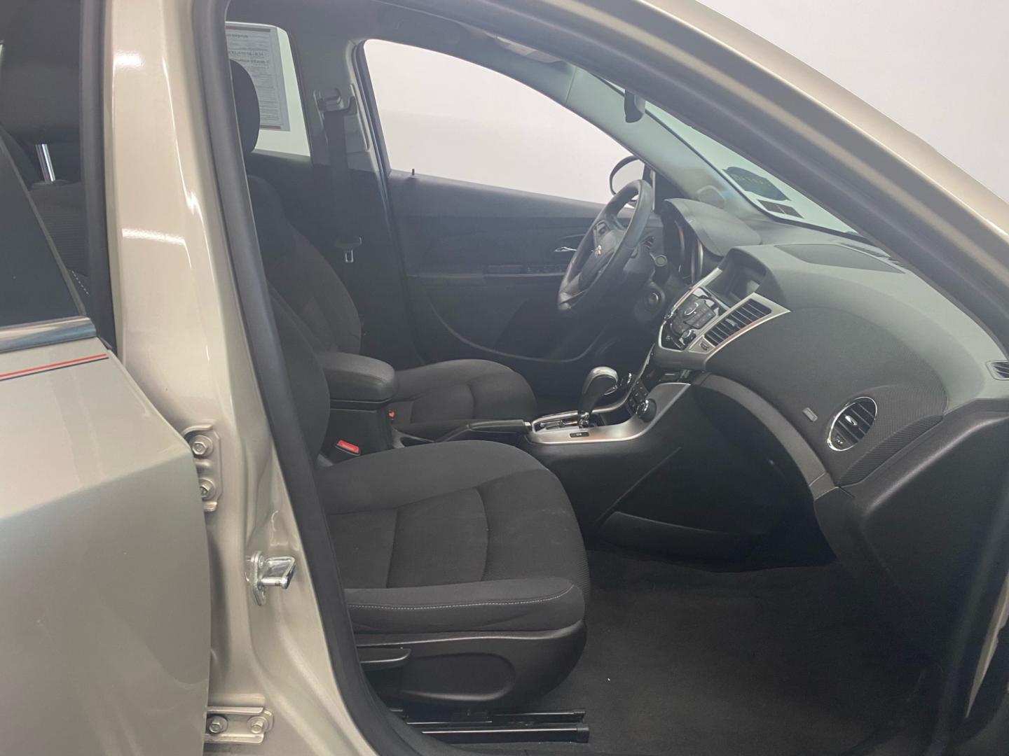 2016 Gold /BLACK Chevrolet Cruze (1G1PE5SB7G7) , located at 533 S West End Blvd., Quakertown, PA, 18951, (877) 257-4995, 40.343994, -75.303604 - INCLUDED IN THE SALE PRICE OF EVERY VEHICLE: 48 Hour Money Back Guarantee 6 Month - 6,000 Mile Warranty Brand New PA State Inspection & Emission $10 Oil Changes for the Life of the Loan Complete CARFAX - Photo#5