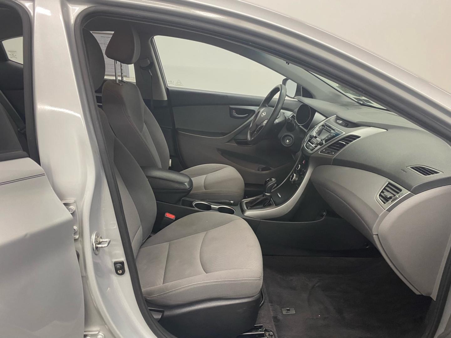 2016 SILVER /Gray Hyundai Elantra (KMHDH4AE6GU) , located at 533 S West End Blvd., Quakertown, PA, 18951, (877) 257-4995, 40.343994, -75.303604 - INCLUDED IN THE SALE PRICE OF EVERY VEHICLE: 48 Hour Money Back Guarantee 6 Month - 6,000 Mile Warranty Brand New PA State Inspection & Emission $10 Oil Changes for the Life of the Loan Complete CARFAX - Photo#5