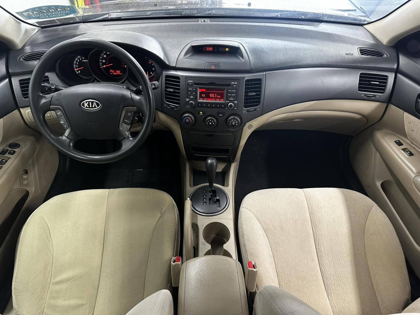 2009 Gray /Tan Kia Optima (KNAGE228595) , located at 533 S West End Blvd., Quakertown, PA, 18951, (877) 257-4995, 40.343994, -75.303604 - INCLUDED IN THE SALE PRICE OF EVERY VEHICLE: 48 Hour Money Back Guarantee 6 Month - 6,000 Mile Warranty Brand New PA State Inspection & Emission $10 Oil Changes for the Life of the Loan Complete CARFAX - Photo#6