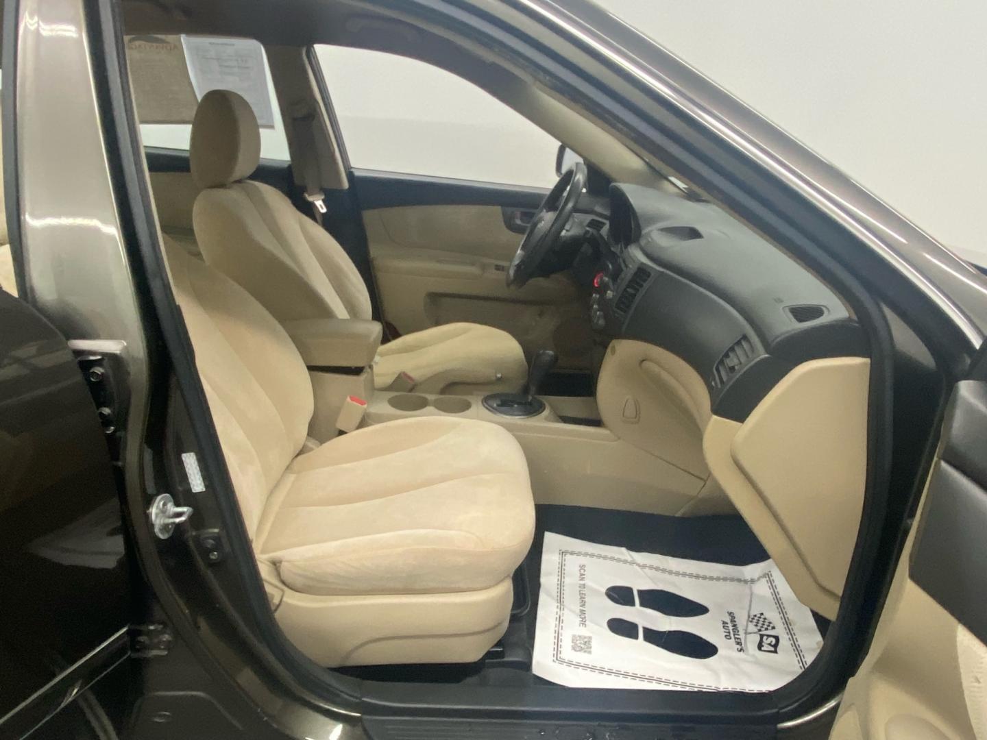2009 Brown /Tan Kia Optima (KNAGE228595) , located at 533 S West End Blvd., Quakertown, PA, 18951, (877) 257-4995, 40.343994, -75.303604 - INCLUDED IN THE SALE PRICE OF EVERY VEHICLE: 48 Hour Money Back Guarantee 6 Month - 6,000 Mile Warranty Brand New PA State Inspection & Emission $10 Oil Changes for the Life of the Loan Complete CARFAX - Photo#5