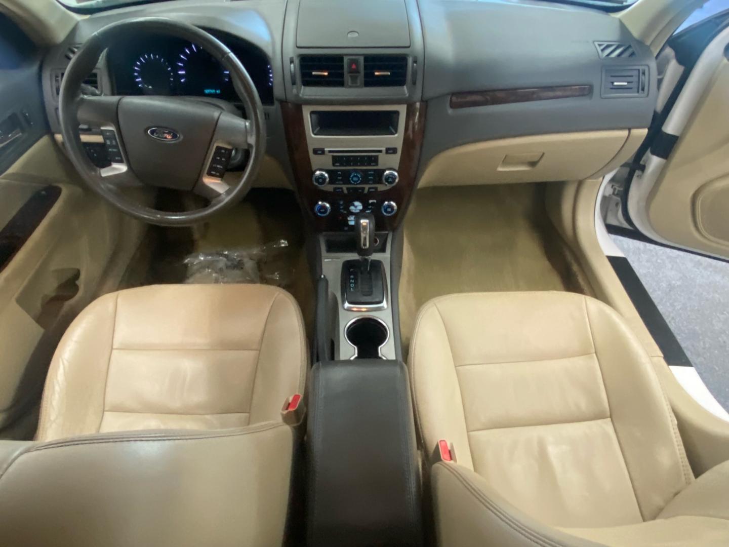 2012 White /Tan Ford Fusion (3FAHP0JAXCR) , located at 533 S West End Blvd., Quakertown, PA, 18951, (877) 257-4995, 40.343994, -75.303604 - INCLUDED IN THE SALE PRICE OF EVERY VEHICLE: 48 Hour Money Back Guarantee 6 Month - 6,000 Mile Warranty Brand New PA State Inspection & Emission $10 Oil Changes for the Life of the Loan Complete CARFAX - Photo#6