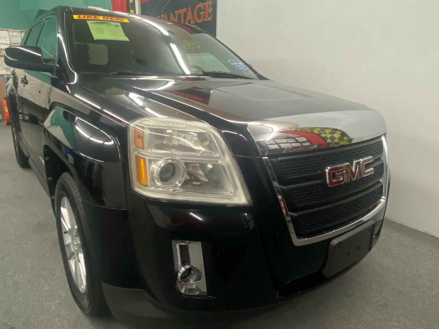 2011 BLACK /GRAY GMC Terrain SLE1 AWD (2CTFLREC2B6) with an 2.4L L4 DOHC 16V engine, 6-Speed Automatic transmission, located at 533 S West End Blvd., Quakertown, PA, 18951, (877) 257-4995, 40.343994, -75.303604 - INCLUDED IN THE SALE PRICE OF EVERY VEHICLE: 48 Hour Money Back Guarantee 6 Month - 6,000 Mile Warranty Brand New PA State Inspection & Emission $10 Oil Changes for the Life of the Loan Complete CARFAX - Photo#2