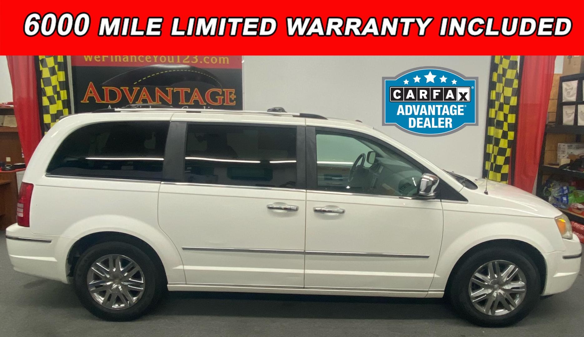 2008 White /Gray Chrysler Town & Country (2A8HR64X08R) , located at 533 S West End Blvd., Quakertown, PA, 18951, (877) 257-4995, 40.343994, -75.303604 - INCLUDED IN THE SALE PRICE OF EVERY VEHICLE: 48 Hour Money Back Guarantee 6 Month - 6,000 Mile Warranty Brand New PA State Inspection & Emission $10 Oil Changes for the Life of the Loan Complete CARFAX - Photo#0