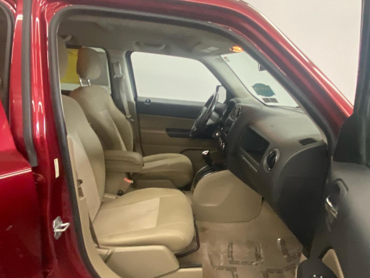 2013 RED /Tan Jeep Patriot Latitude 4WD (1C4NJRFB1DD) with an 2.4L L4 DOHC 16V engine, located at 533 S West End Blvd., Quakertown, PA, 18951, (877) 257-4995, 40.343994, -75.303604 - INCLUDED IN THE SALE PRICE OF EVERY VEHICLE: 48 Hour Money Back Guarantee 6 Month - 6,000 Mile Warranty Brand New PA State Inspection & Emission $10 Oil Changes for the Life of the Loan Complete CARFAX - Photo#5