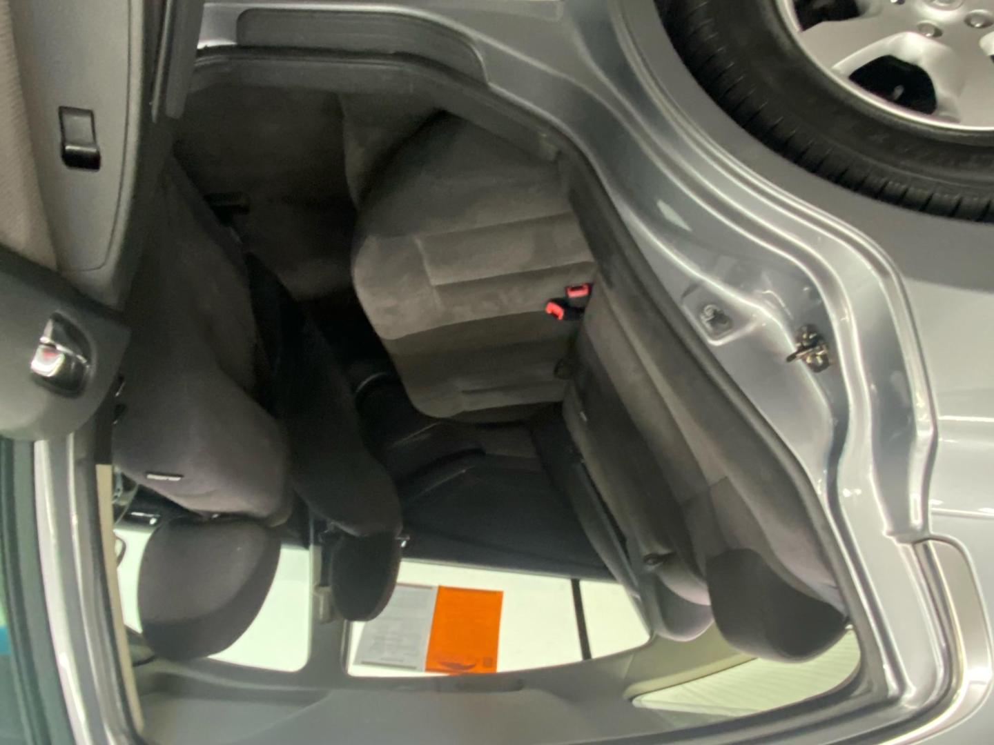 2008 GRAY /BLACK Nissan Altima 2.5 (1N4AL21E88N) with an 2.5L L4 DOHC 16V engine, 6-Speed Manual Overdrive transmission, located at 533 S West End Blvd., Quakertown, PA, 18951, (877) 257-4995, 40.343994, -75.303604 - INCLUDED IN THE SALE PRICE OF EVERY VEHICLE: 48 Hour Money Back Guarantee 6 Month - 6,000 Mile Warranty Brand New PA State Inspection & Emission $10 Oil Changes for the Life of the Loan Complete CARFAX - Photo#4