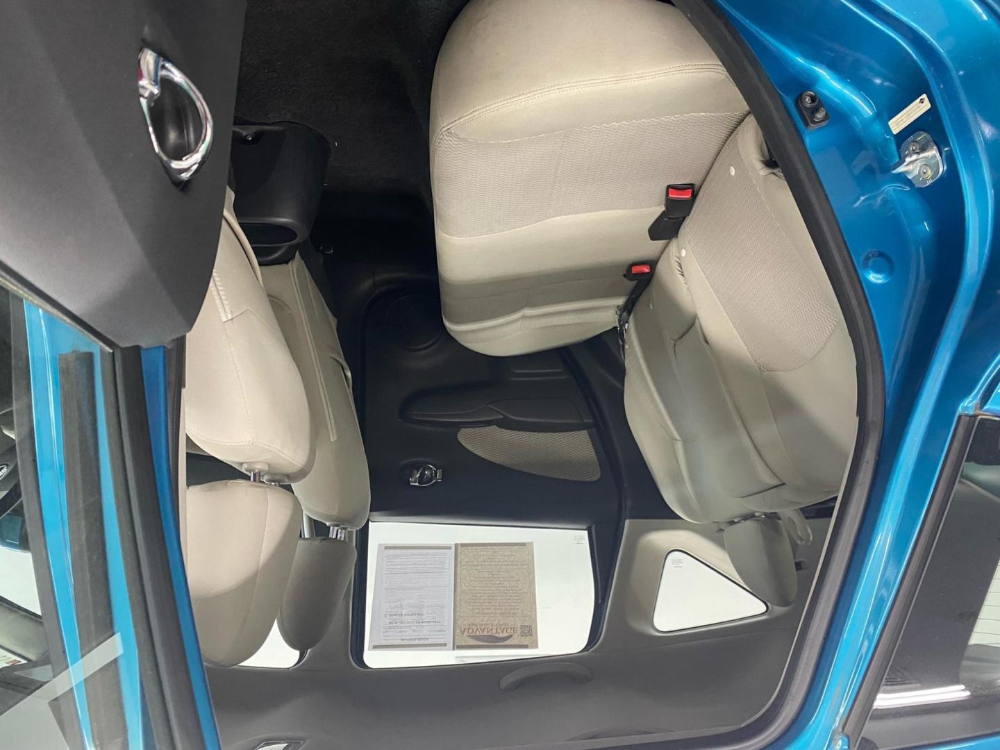 2014 BLUE /Tan Nissan Versa Note S (3N1CE2CP1EL) with an 1.6L L4 DOHC 16V engine, 5-Speed Manual transmission, located at 533 S West End Blvd., Quakertown, PA, 18951, (877) 257-4995, 40.343994, -75.303604 - INCLUDED IN THE SALE PRICE OF EVERY VEHICLE: 48 Hour Money Back Guarantee 6 Month - 6,000 Mile Warranty Brand New PA State Inspection & Emission $10 Oil Changes for the Life of the Loan Complete CARFAX - Photo#4