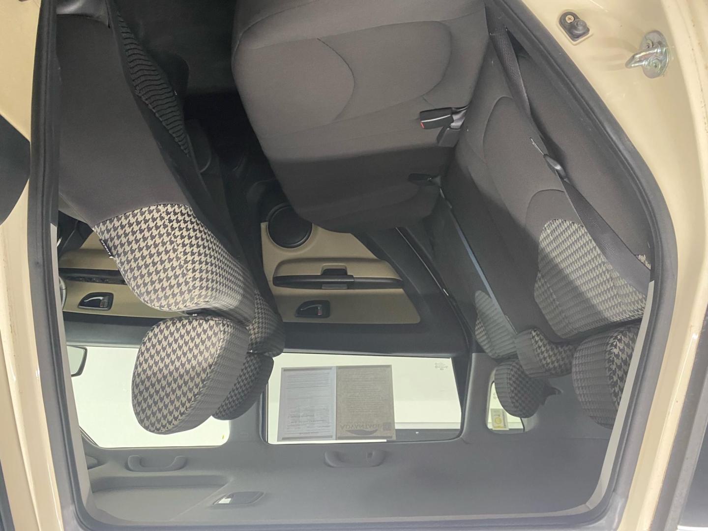 2011 Cream /Black Kia Soul ! (KNDJT2A21B7) with an 2.0L L4 DOHC 16V engine, located at 533 S West End Blvd., Quakertown, PA, 18951, (877) 257-4995, 40.343994, -75.303604 - INCLUDED IN THE SALE PRICE OF EVERY VEHICLE: 48 Hour Money Back Guarantee 6 Month - 6,000 Mile Warranty Brand New PA State Inspection & Emission $10 Oil Changes for the Life of the Loan Complete CARFAX - Photo#5