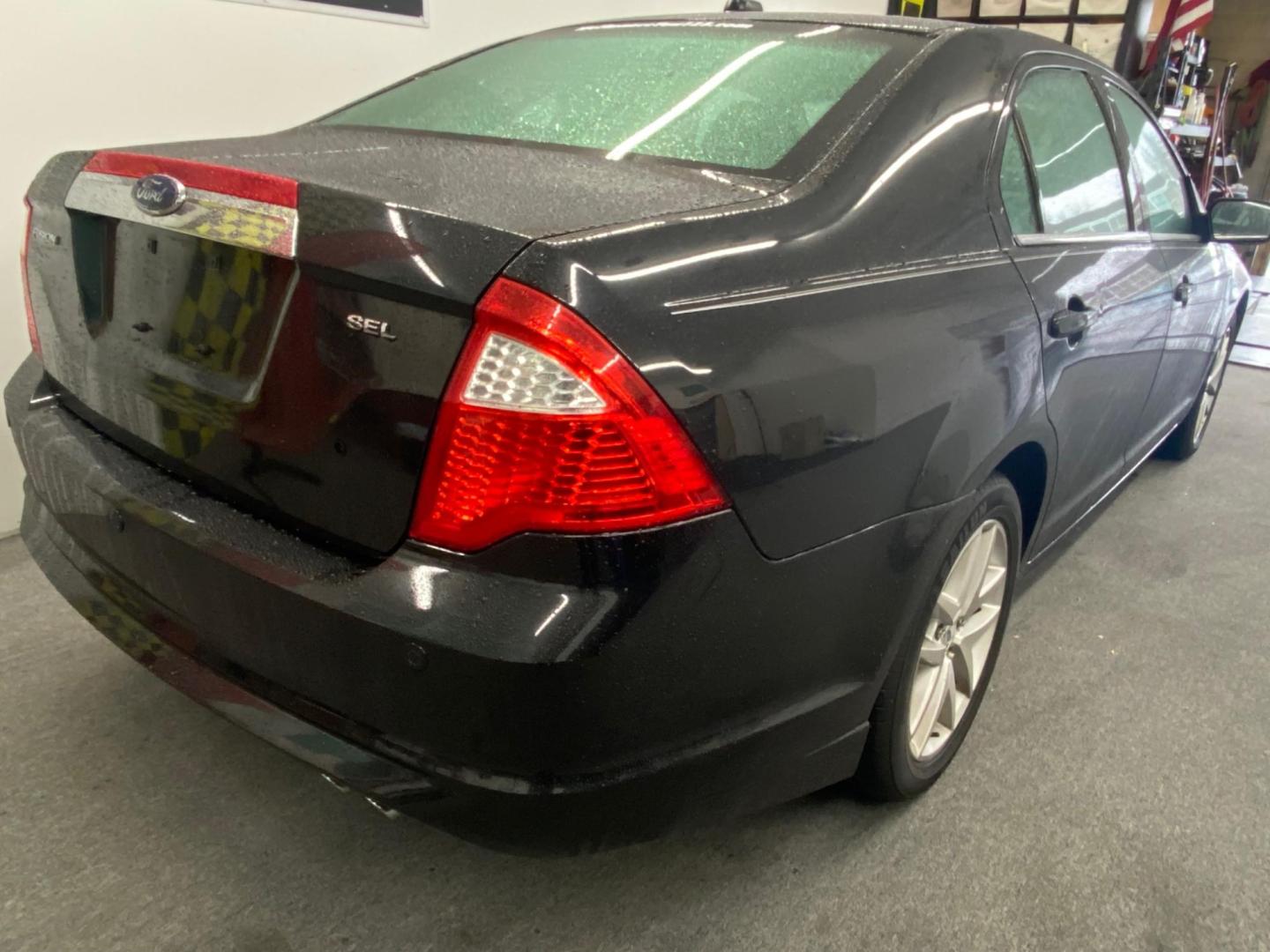 2010 BLACK /Black Ford Fusion SEL (3FAHP0JA6AR) with an 2.5L L4 DOHC 16V engine, located at 533 S West End Blvd., Quakertown, PA, 18951, (877) 257-4995, 40.343994, -75.303604 - INCLUDED IN THE SALE PRICE OF EVERY VEHICLE: 48 Hour Money Back Guarantee 6 Month - 6,000 Mile Warranty Brand New PA State Inspection & Emission $10 Oil Changes for the Life of the Loan Complete CARFAX - Photo#3
