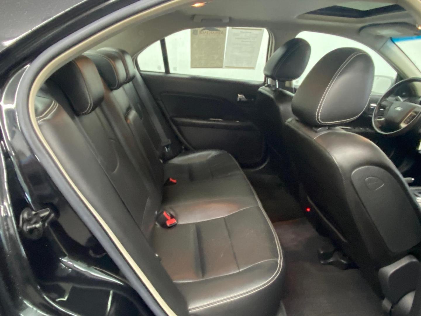 2010 BLACK /Black Ford Fusion SEL (3FAHP0JA6AR) with an 2.5L L4 DOHC 16V engine, located at 533 S West End Blvd., Quakertown, PA, 18951, (877) 257-4995, 40.343994, -75.303604 - INCLUDED IN THE SALE PRICE OF EVERY VEHICLE: 48 Hour Money Back Guarantee 6 Month - 6,000 Mile Warranty Brand New PA State Inspection & Emission $10 Oil Changes for the Life of the Loan Complete CARFAX - Photo#4