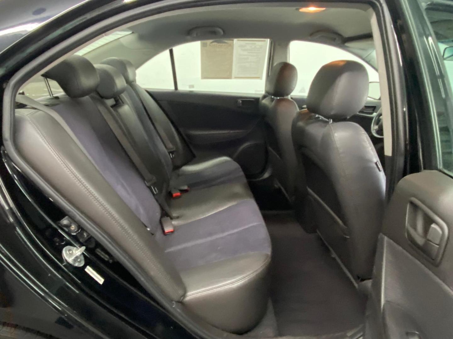 2009 BLACK /BLACK Hyundai Sonata Limited V6 (5NPEU46F99H) with an 3.3L V6 DOHC 24V engine, 5-Speed Automatic transmission, located at 533 S West End Blvd., Quakertown, PA, 18951, (877) 257-4995, 40.343994, -75.303604 - INCLUDED IN THE SALE PRICE OF EVERY VEHICLE: 48 Hour Money Back Guarantee 6 Month - 6,000 Mile Warranty Brand New PA State Inspection & Emission $10 Oil Changes for the Life of the Loan Complete CARFAX - Photo#4