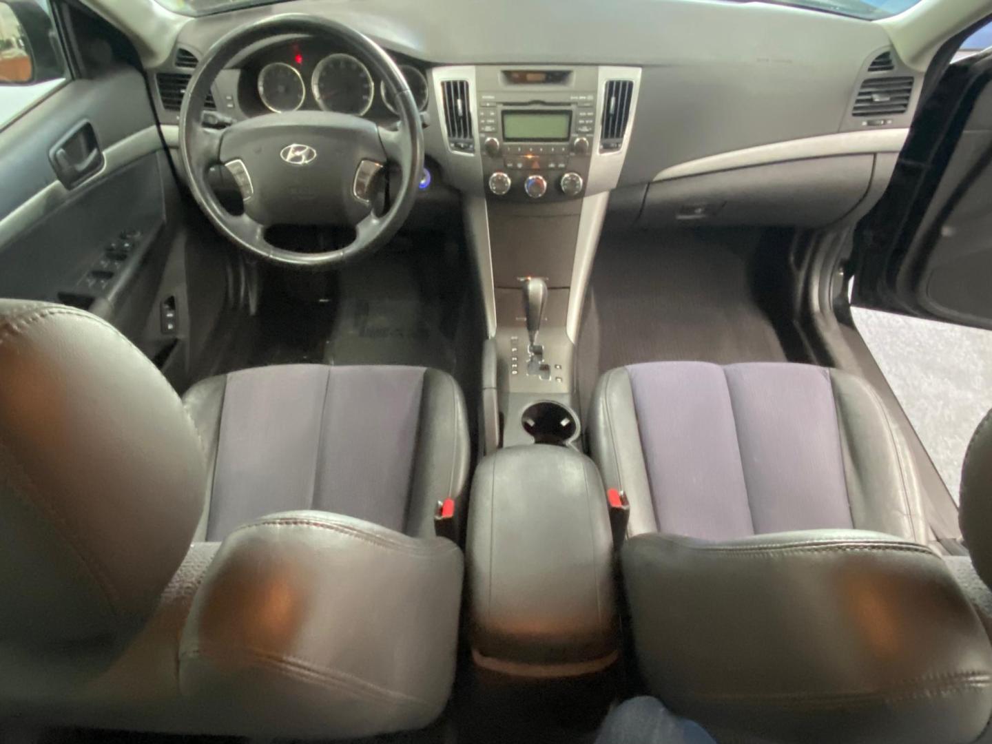 2009 BLACK /BLACK Hyundai Sonata Limited V6 (5NPEU46F99H) with an 3.3L V6 DOHC 24V engine, 5-Speed Automatic transmission, located at 533 S West End Blvd., Quakertown, PA, 18951, (877) 257-4995, 40.343994, -75.303604 - INCLUDED IN THE SALE PRICE OF EVERY VEHICLE: 48 Hour Money Back Guarantee 6 Month - 6,000 Mile Warranty Brand New PA State Inspection & Emission $10 Oil Changes for the Life of the Loan Complete CARFAX - Photo#6