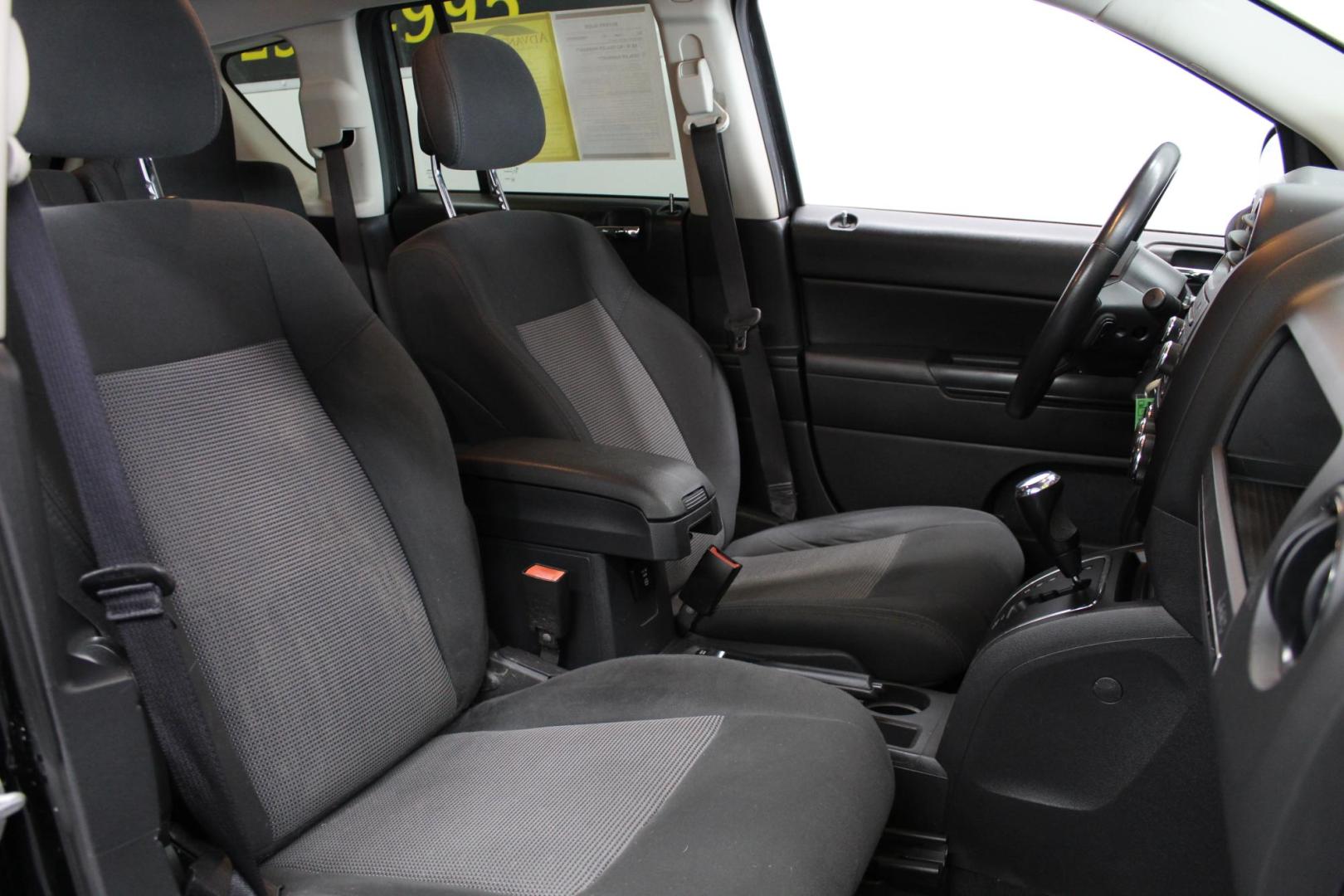2012 BLACK /GRAY Jeep Compass Latitude 4WD (1C4NJDEB9CD) with an 2.4L L4 DOHC 16V engine, Continuously Variable Transmission transmission, located at 533 S West End Blvd., Quakertown, PA, 18951, (877) 257-4995, 40.343994, -75.303604 - INCLUDED IN THE SALE PRICE OF EVERY VEHICLE: 48 Hour Money Back Guarantee 6 Month - 6,000 Mile Warranty Brand New PA State Inspection & Emission $10 Oil Changes for the Life of the Loan Complete CARFAX - Photo#6