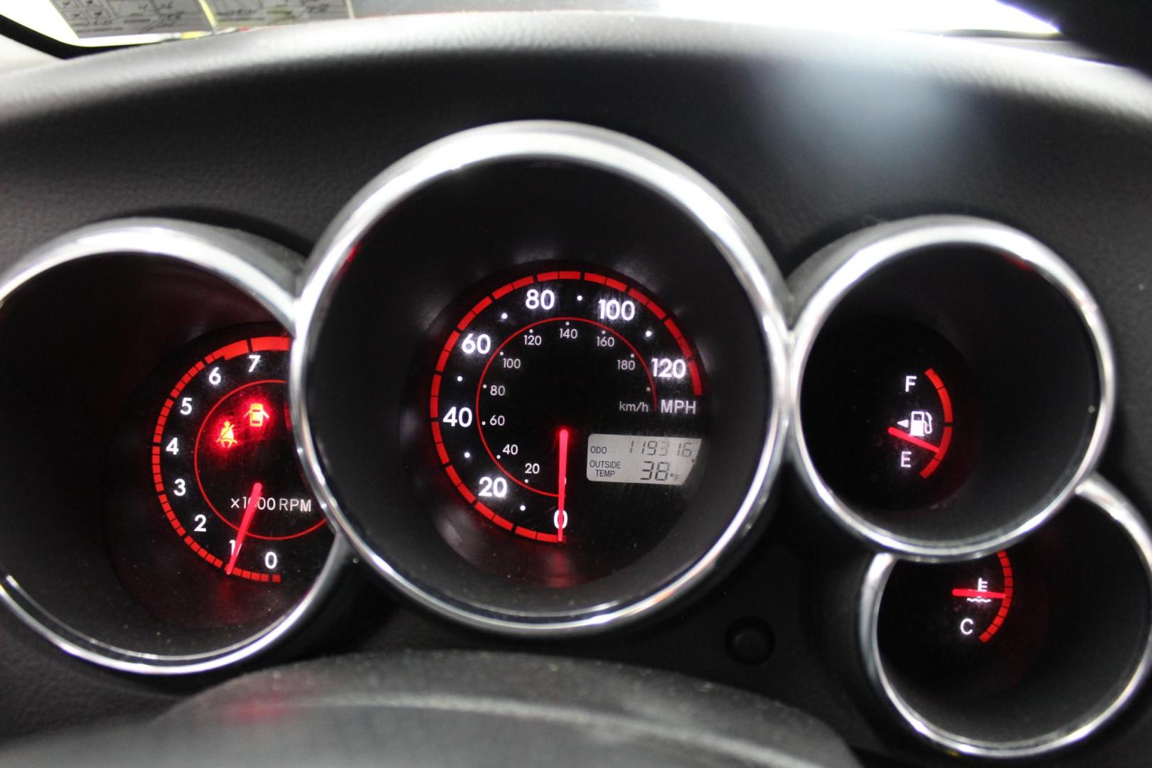 2007 Blue /Gray Pontiac Vibe Base (5Y2SL65817Z) with an 1.8L L4 DOHC 16V engine, located at 533 S West End Blvd., Quakertown, PA, 18951, (877) 257-4995, 40.343994, -75.303604 - INCLUDED IN THE SALE PRICE OF EVERY VEHICLE: 48 Hour Money Back Guarantee 6 Month - 6,000 Mile Warranty Brand New PA State Inspection & Emission $10 Oil Changes for the Life of the Loan Complete CARFAX - Photo#8