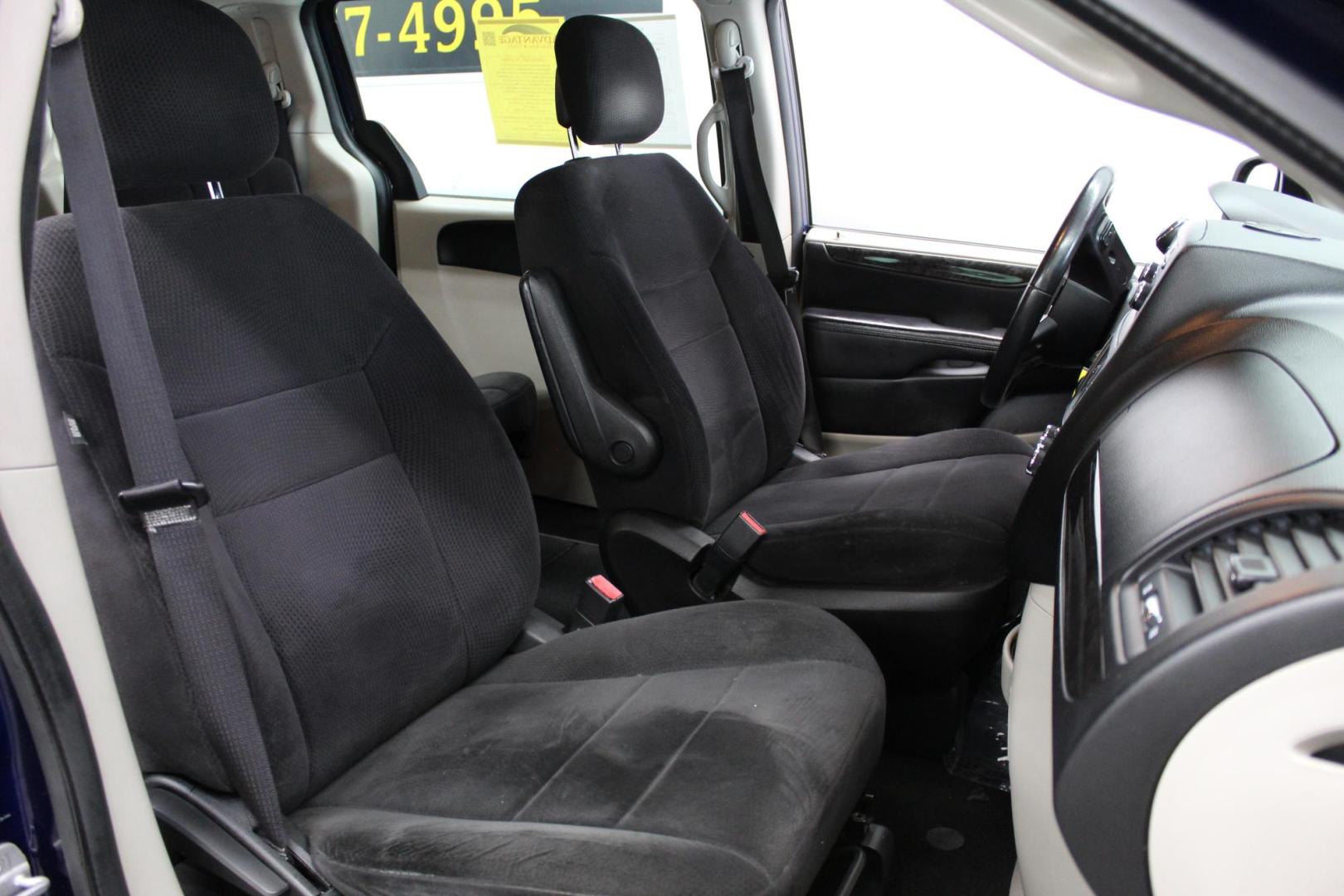 2013 Blue /BLACK Dodge Grand Caravan SE (2C4RDGBGXDR) with an 3.6L V6 DOHC 24V engine, 6-Speed Automatic transmission, located at 533 S West End Blvd., Quakertown, PA, 18951, (877) 257-4995, 40.343994, -75.303604 - INCLUDED IN THE SALE PRICE OF EVERY VEHICLE: 48 Hour Money Back Guarantee 6 Month - 6,000 Mile Warranty Brand New PA State Inspection & Emission $10 Oil Changes for the Life of the Loan Complete CARFAX - Photo#7