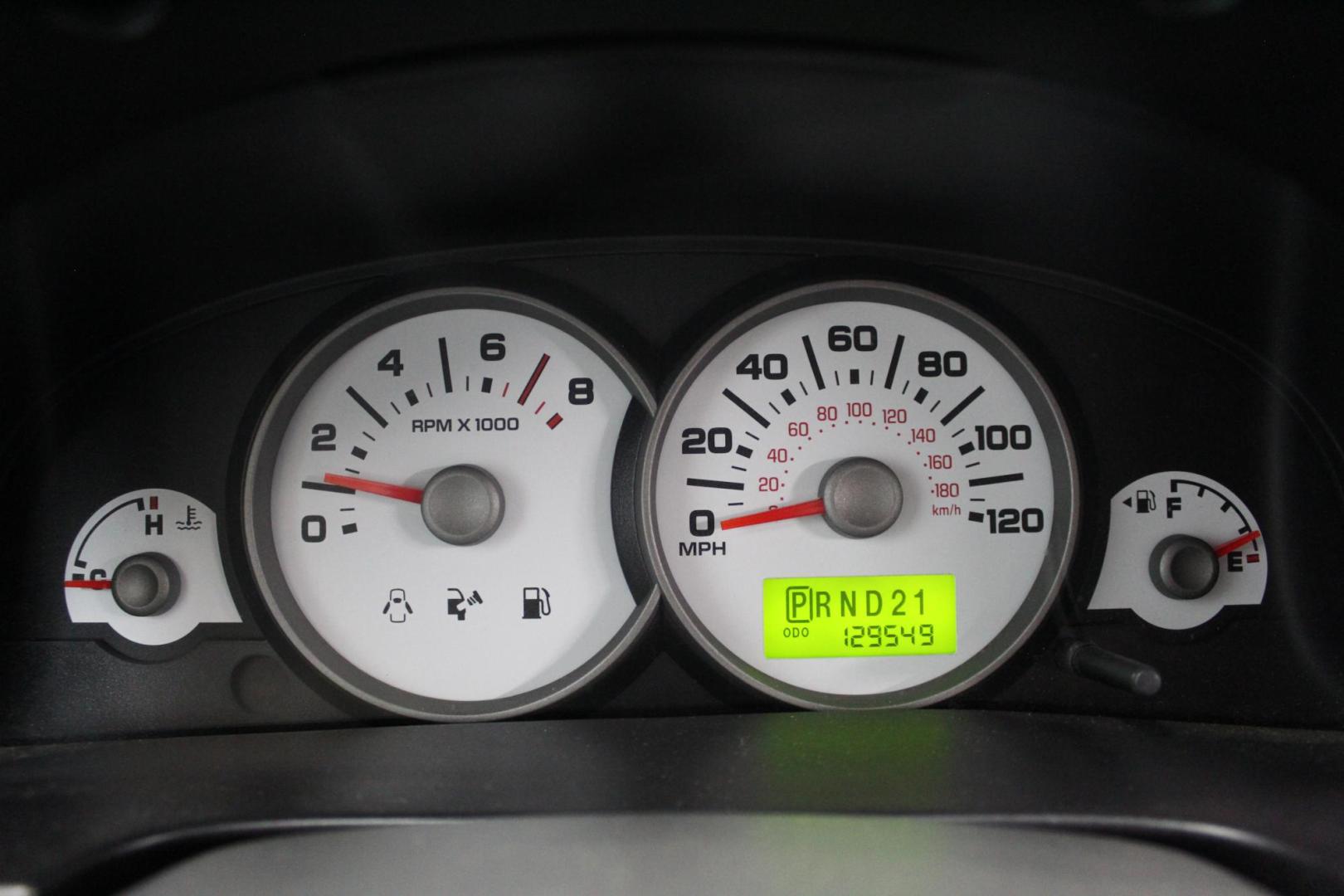 2005 Blue /GRAY Ford Escape XLT 4WD (1FMYU93195K) with an 3.0L V6 DOHC 24V engine, 4-Speed Automatic Overdrive transmission, located at 533 S West End Blvd., Quakertown, PA, 18951, (877) 257-4995, 40.343994, -75.303604 - INCLUDED IN THE SALE PRICE OF EVERY VEHICLE: 48 Hour Money Back Guarantee 6 Month - 6,000 Mile Warranty Brand New PA State Inspection & Emission $10 Oil Changes for the Life of the Loan Complete CARFAX - Photo#8