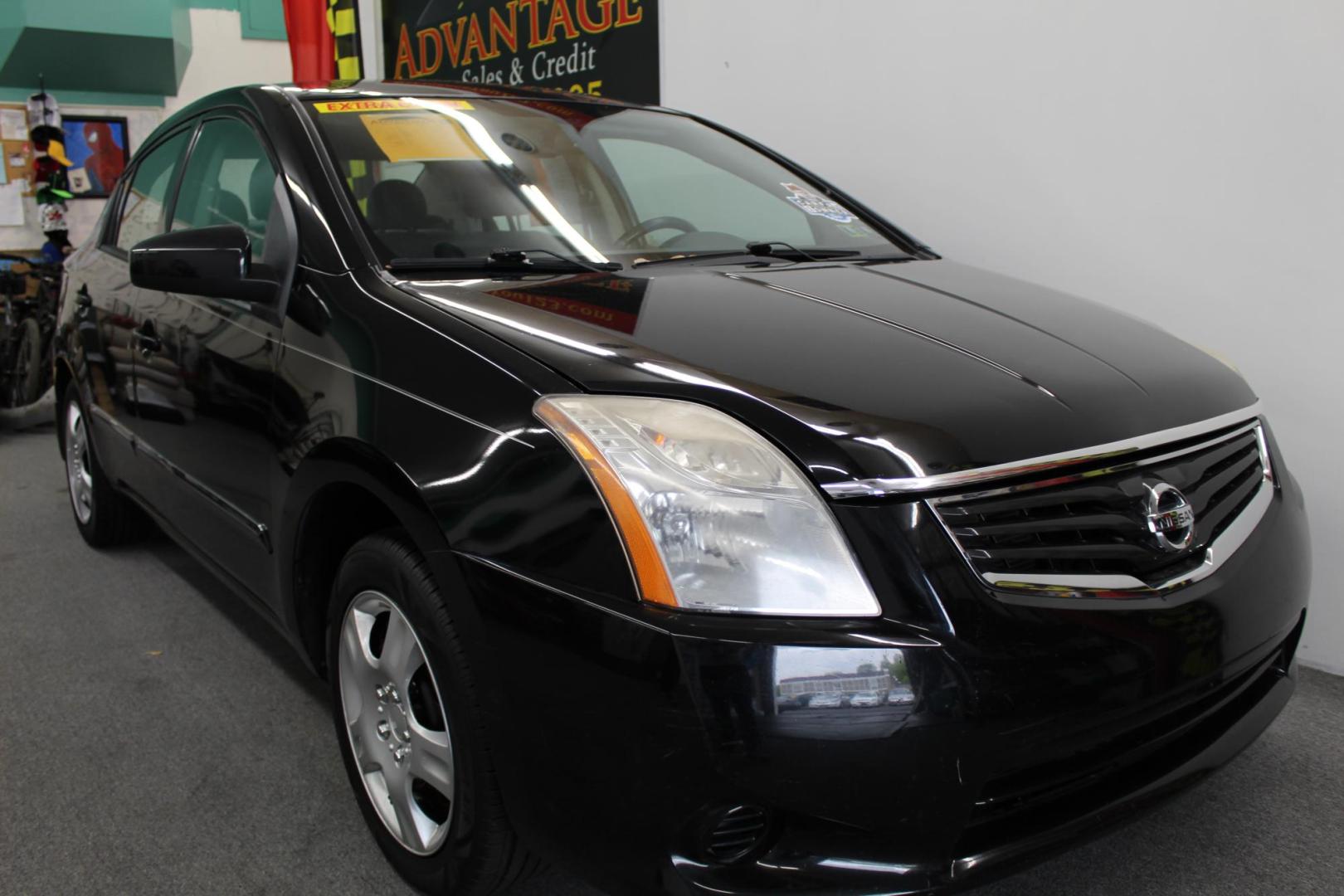 2012 /GRAY Nissan Sentra 2.0 (3N1AB6AP8CL) with an 2.0L L4 DOHC 16V engine, Continuously Variable Transmission transmission, located at 533 S West End Blvd., Quakertown, PA, 18951, (877) 257-4995, 40.343994, -75.303604 - INCLUDED IN THE SALE PRICE OF EVERY VEHICLE: 48 Hour Money Back Guarantee 6 Month - 6,000 Mile Warranty Brand New PA State Inspection & Emission $10 Oil Changes for the Life of the Loan Complete CARFAX - Photo#2