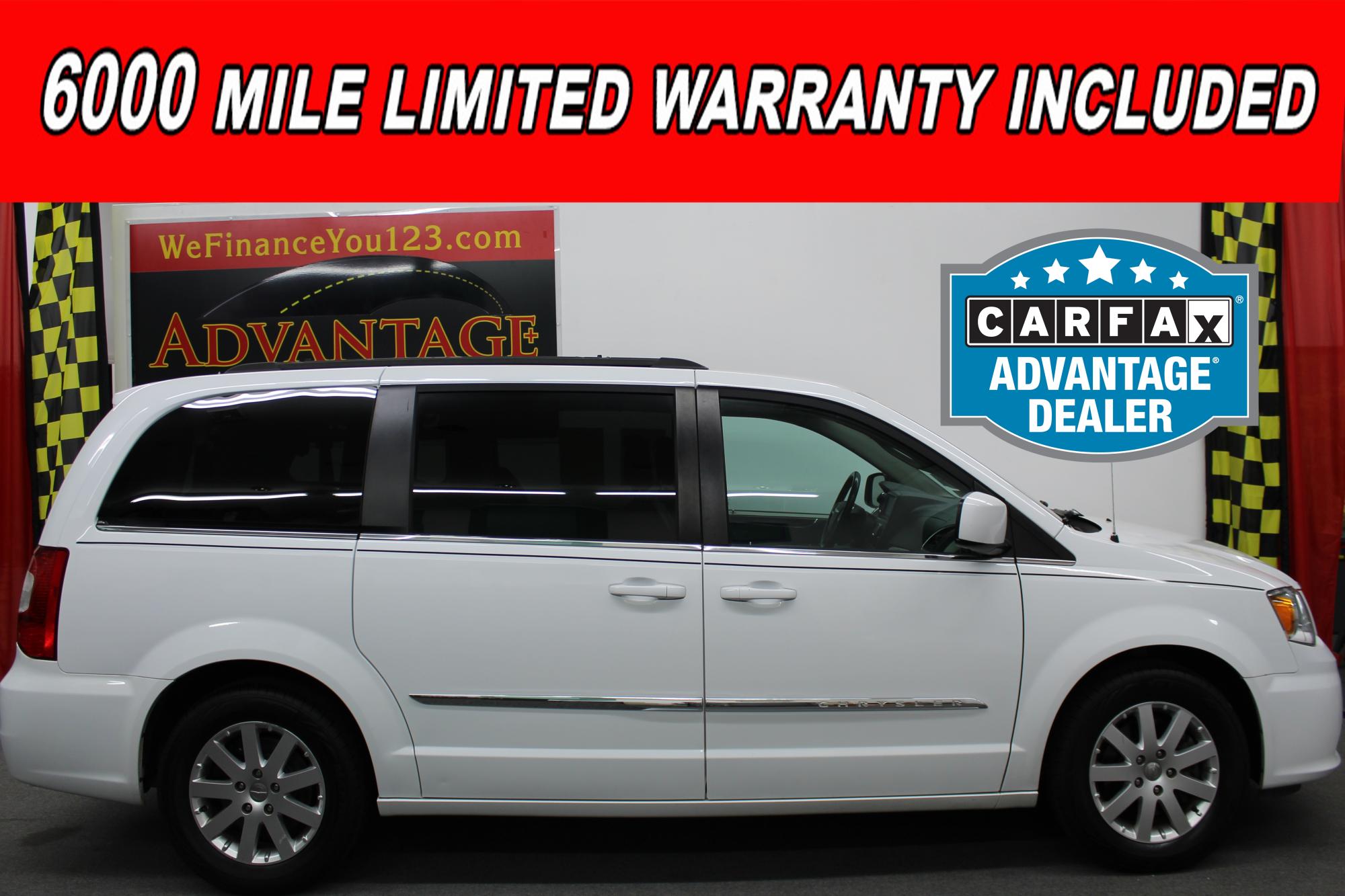 photo of 2016 Chrysler Town & Country Touring