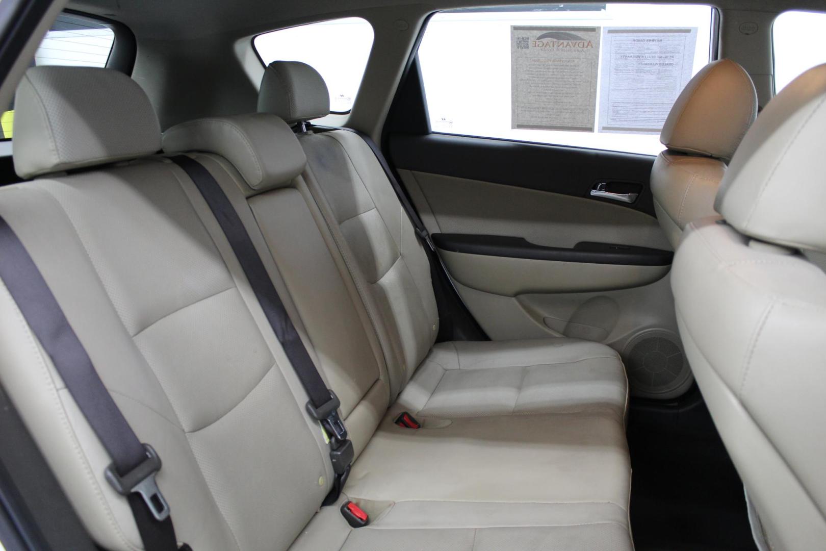 2012 WHITE /GRAY Hyundai Elantra Touring SE Manual (KMHDC8AE8CU) with an 2.0L L4 DOHC 16V engine, 5-Speed Manual transmission, located at 533 S West End Blvd., Quakertown, PA, 18951, (877) 257-4995, 40.343994, -75.303604 - INCLUDED IN THE SALE PRICE OF EVERY VEHICLE: 48 Hour Money Back Guarantee 6 Month - 6,000 Mile Warranty Brand New PA State Inspection & Emission $10 Oil Changes for the Life of the Loan Complete CARFAX - Photo#4