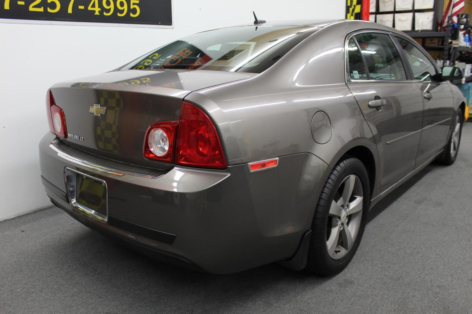 2011 /GRAY Chevrolet Malibu 1LT (1G1ZC5E11BF) with an 2.4L L4 DOHC 16V engine, 4-Speed Automatic transmission, located at 533 S West End Blvd., Quakertown, PA, 18951, (877) 257-4995, 40.343994, -75.303604 - INCLUDED IN THE SALE PRICE OF EVERY VEHICLE: 48 Hour Money Back Guarantee 6 Month - 6,000 Mile Warranty Brand New PA State Inspection & Emission $10 Oil Changes for the Life of the Loan Complete CARFAX - Photo#3