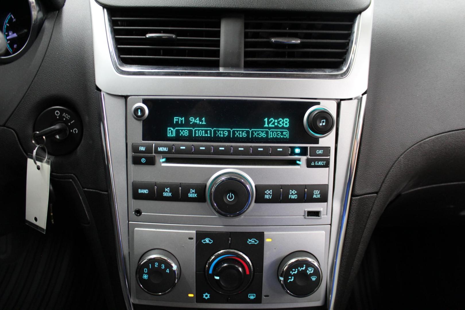 2011 /GRAY Chevrolet Malibu 1LT (1G1ZC5E11BF) with an 2.4L L4 DOHC 16V engine, 4-Speed Automatic transmission, located at 533 S West End Blvd., Quakertown, PA, 18951, (877) 257-4995, 40.343994, -75.303604 - INCLUDED IN THE SALE PRICE OF EVERY VEHICLE: 48 Hour Money Back Guarantee 6 Month - 6,000 Mile Warranty Brand New PA State Inspection & Emission $10 Oil Changes for the Life of the Loan Complete CARFAX - Photo#7