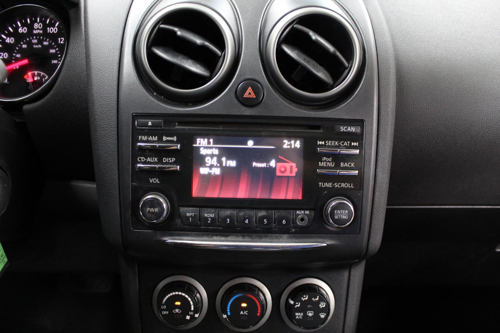 2013 /GRAY Nissan Rogue S AWD (JN8AS5MV4DW) with an 2.5L L4 DOHC 16V engine, Continuously Variable Transmission transmission, located at 533 S West End Blvd., Quakertown, PA, 18951, (877) 257-4995, 40.343994, -75.303604 - INCLUDED IN THE SALE PRICE OF EVERY VEHICLE: 48 Hour Money Back Guarantee 6 Month - 6,000 Mile Warranty Brand New PA State Inspection & Emission $10 Oil Changes for the Life of the Loan Complete CARFAX - Photo#7