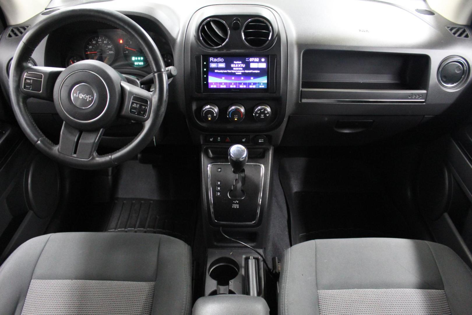2011 /GRAY Jeep Compass Sport 4WD (1J4NF1FB7BD) with an 2.4L L4 DOHC 16V engine, located at 533 S West End Blvd., Quakertown, PA, 18951, (877) 257-4995, 40.343994, -75.303604 - INCLUDED IN THE SALE PRICE OF EVERY VEHICLE: 48 Hour Money Back Guarantee 6 Month - 6,000 Mile Warranty Brand New PA State Inspection & Emission $10 Oil Changes for the Life of the Loan Complete CARFAX - Photo#6