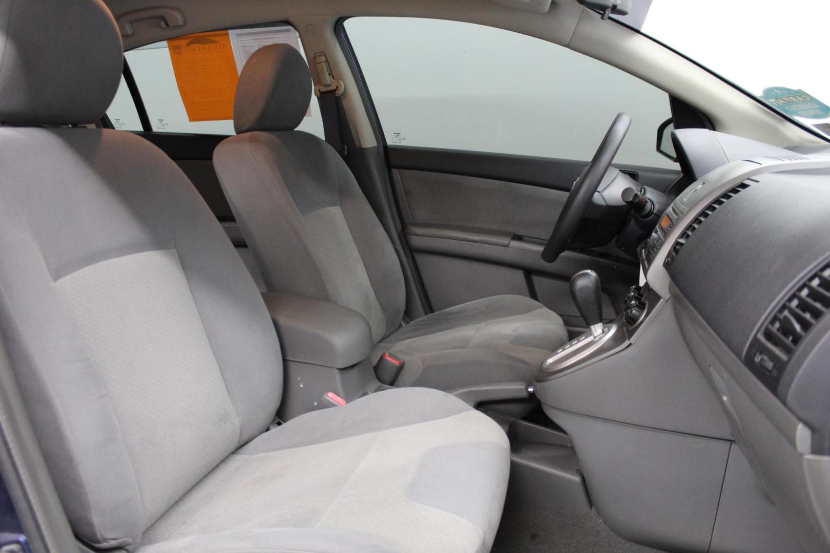 2009 Blue /GRAY Nissan Sentra 2.0 (3N1AB61E39L) with an 2.0L L4 DOHC 16V engine, CVT transmission, located at 533 S West End Blvd., Quakertown, PA, 18951, (877) 257-4995, 40.343994, -75.303604 - INCLUDED IN THE SALE PRICE OF EVERY VEHICLE: 48 Hour Money Back Guarantee 6 Month - 6,000 Mile Warranty Brand New PA State Inspection & Emission $10 Oil Changes for the Life of the Loan Complete CARFAX - Photo#5