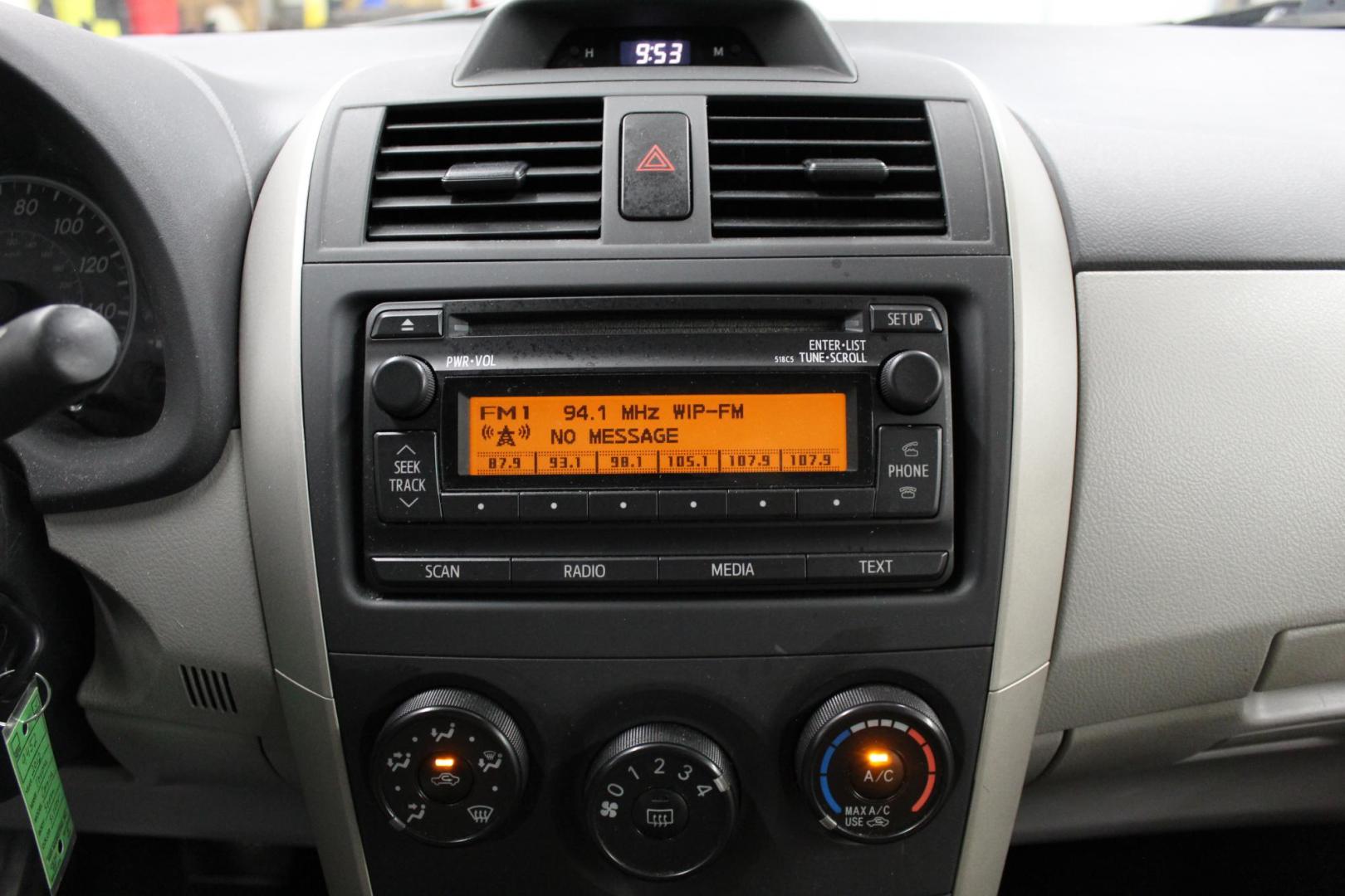 2012 SILVER /GRAY Toyota Corolla S 5-Speed MT (2T1BU4EEXCC) with an 1.8L L4 DOHC 16V engine, 5-Speed Manual transmission, located at 533 S West End Blvd., Quakertown, PA, 18951, (877) 257-4995, 40.343994, -75.303604 - INCLUDED IN THE SALE PRICE OF EVERY VEHICLE: 48 Hour Money Back Guarantee 6 Month - 6,000 Mile Warranty Brand New PA State Inspection & Emission $10 Oil Changes for the Life of the Loan Complete CARFAX - Photo#7