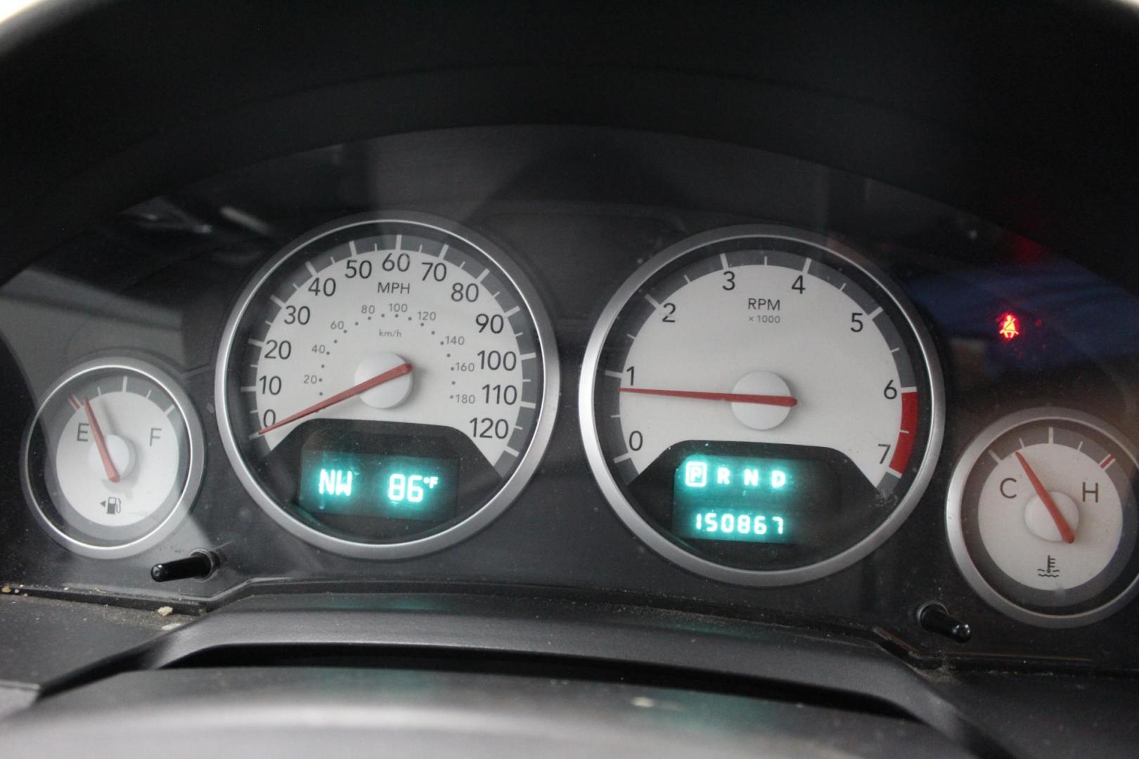 2010 SILVER /GRAY Dodge Grand Caravan SXT (2D4RN5D19AR) , 4-Speed Automatic transmission, located at 533 S West End Blvd., Quakertown, PA, 18951, (877) 257-4995, 40.343994, -75.303604 - INCLUDED IN THE SALE PRICE OF EVERY VEHICLE: 48 Hour Money Back Guarantee 6 Month - 6,000 Mile Warranty Brand New PA State Inspection & Emission $10 Oil Changes for the Life of the Loan Complete CARFAX - Photo#9
