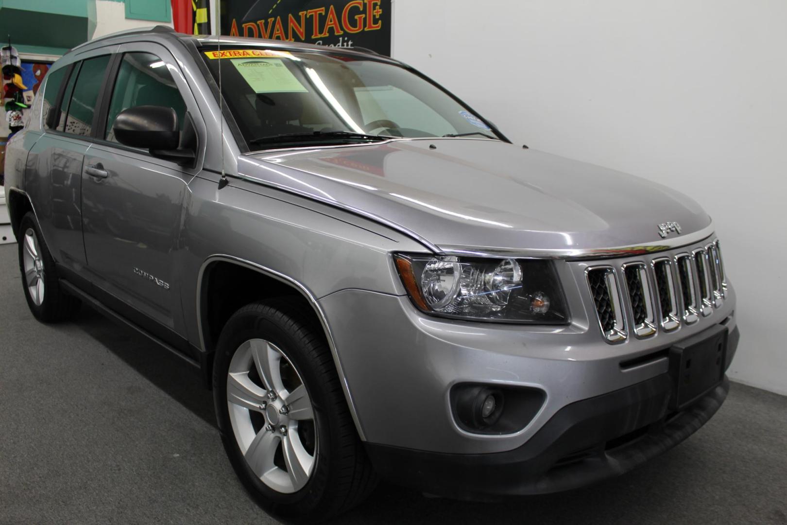 2016 SILVER /BLACK Jeep Compass Sport FWD (1C4NJCBA2GD) with an 2.0L L4 DOHC 16V engine, located at 533 S West End Blvd., Quakertown, PA, 18951, (877) 257-4995, 40.343994, -75.303604 - INCLUDED IN THE SALE PRICE OF EVERY VEHICLE: 48 Hour Money Back Guarantee 6 Month - 6,000 Mile Warranty Brand New PA State Inspection & Emission $10 Oil Changes for the Life of the Loan Complete CARFAX - Photo#2