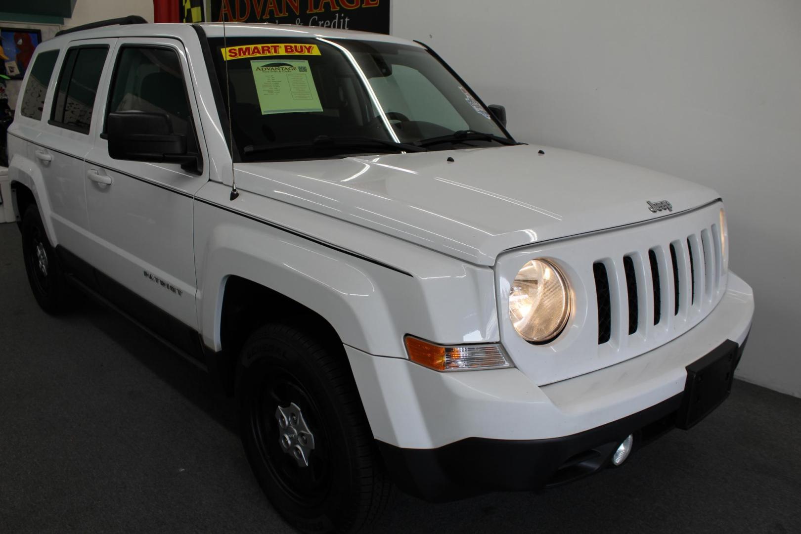 2016 /GRAY Jeep Patriot Sport 2WD (1C4NJPBB8GD) with an 2.4L L4 DOHC 16V engine, located at 533 S West End Blvd., Quakertown, PA, 18951, (877) 257-4995, 40.343994, -75.303604 - INCLUDED IN THE SALE PRICE OF EVERY VEHICLE: 48 Hour Money Back Guarantee 6 Month - 6,000 Mile Warranty Brand New PA State Inspection & Emission $10 Oil Changes for the Life of the Loan Complete CARFAX - Photo#2