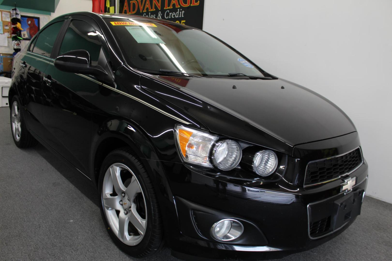 2012 /GRAY Chevrolet Sonic LTZ Sedan (1G1JE5SH3C4) with an 1.8L L4 DOHC 24V FFV engine, 6-Speed Automatic transmission, located at 533 S West End Blvd., Quakertown, PA, 18951, (877) 257-4995, 40.343994, -75.303604 - INCLUDED IN THE SALE PRICE OF EVERY VEHICLE: 48 Hour Money Back Guarantee 6 Month - 6,000 Mile Warranty Brand New PA State Inspection & Emission $10 Oil Changes for the Life of the Loan Complete CARFAX - Photo#2