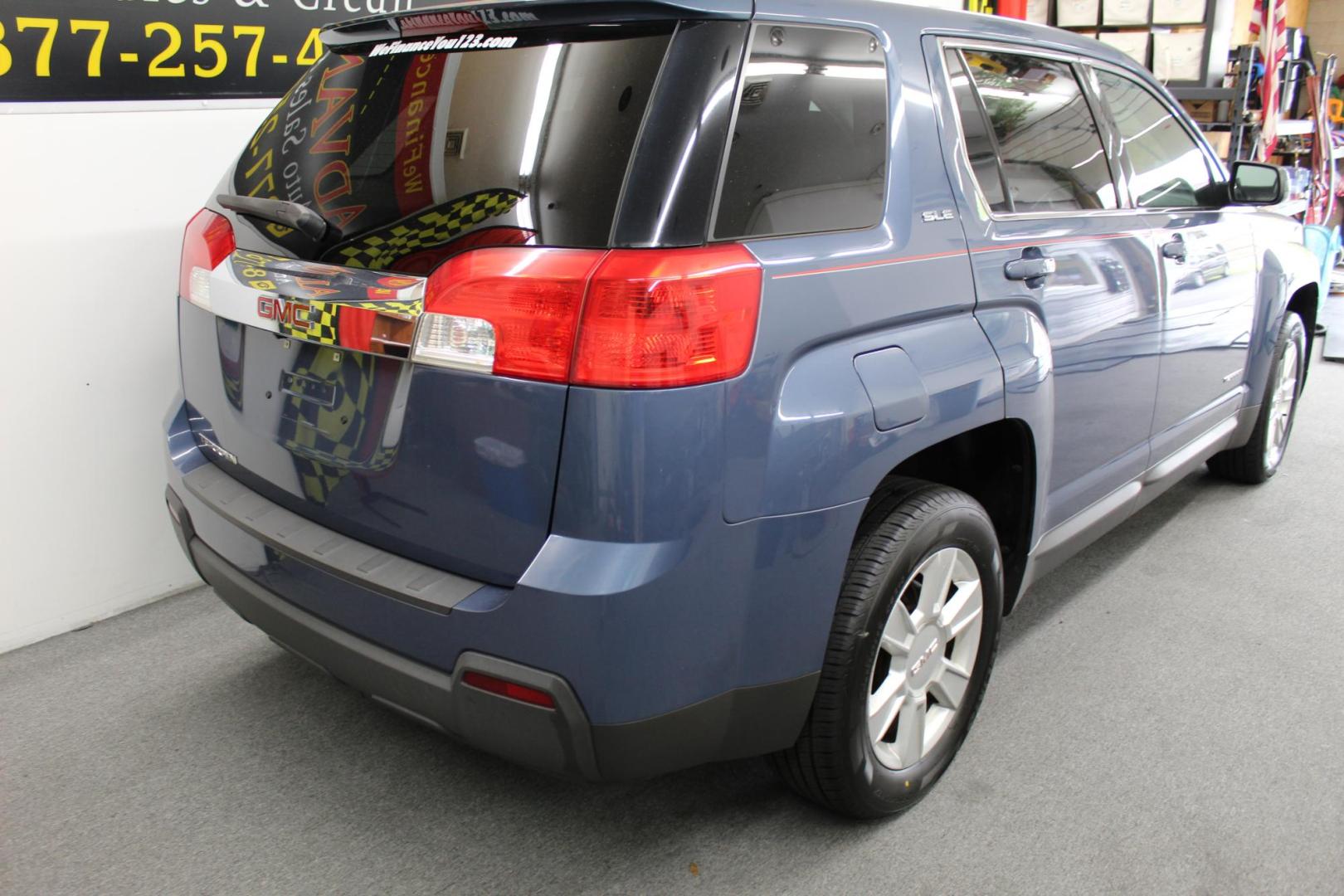 2011 Blue /GRAY GMC Terrain SLE1 FWD (2CTALMEC9B6) with an 2.4L L4 DOHC 16V engine, 6-Speed Automatic transmission, located at 533 S West End Blvd., Quakertown, PA, 18951, (877) 257-4995, 40.343994, -75.303604 - INCLUDED IN THE SALE PRICE OF EVERY VEHICLE: 48 Hour Money Back Guarantee 6 Month - 6,000 Mile Warranty Brand New PA State Inspection & Emission $10 Oil Changes for the Life of the Loan Complete CARFAX - Photo#3