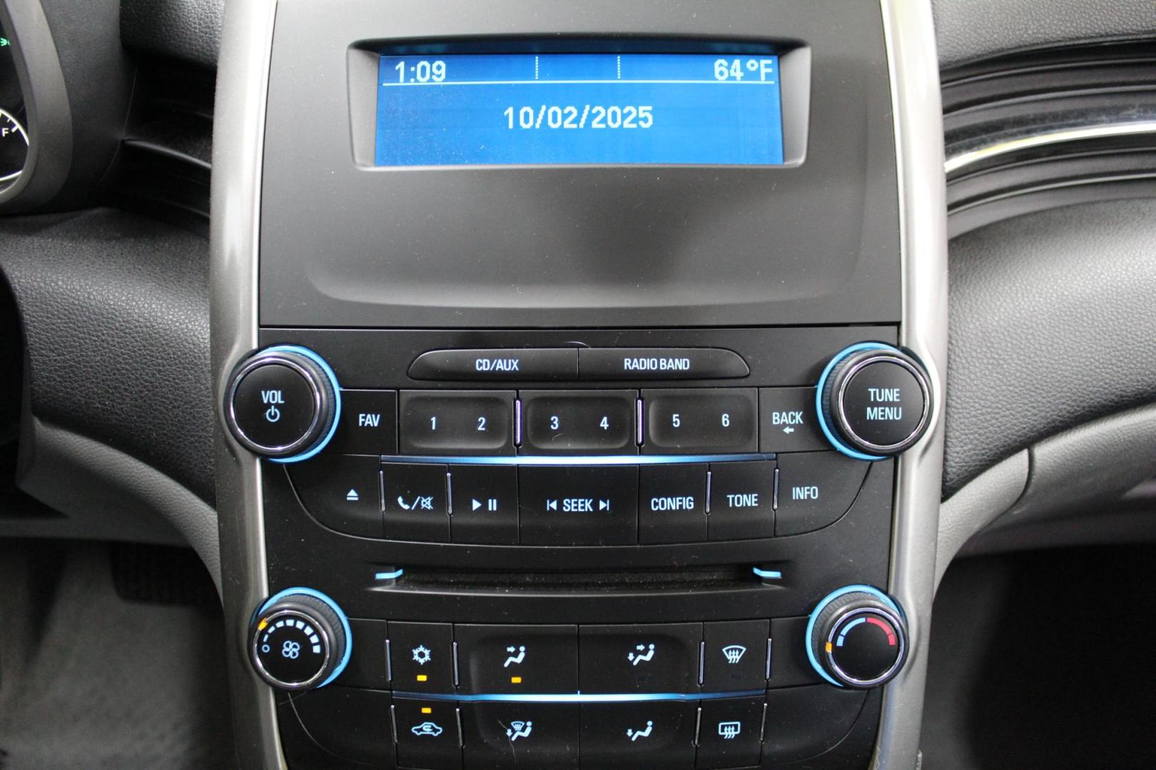2014 SILVER /GRAY Chevrolet Malibu LS (1G11B5SL1EF) with an 2.5L L4 DOHC 16V engine, 6-Speed Automatic transmission, located at 533 S West End Blvd., Quakertown, PA, 18951, (877) 257-4995, 40.343994, -75.303604 - INCLUDED IN THE SALE PRICE OF EVERY VEHICLE: 48 Hour Money Back Guarantee 6 Month - 6,000 Mile Warranty Brand New PA State Inspection & Emission $10 Oil Changes for the Life of the Loan Complete CARFAX - Photo#7