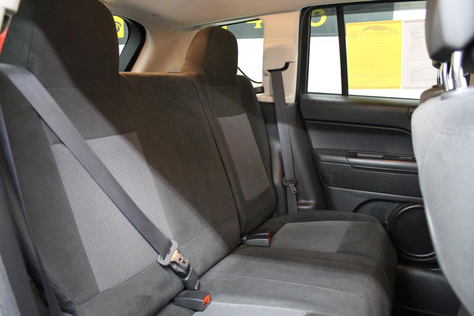 2015 Gray /GRAY Jeep Compass Sport 4WD (1C4NJDBB9FD) with an 2.4L L4 DOHC 16V engine, located at 533 S West End Blvd., Quakertown, PA, 18951, (877) 257-4995, 40.343994, -75.303604 - INCLUDED IN THE SALE PRICE OF EVERY VEHICLE: 48 Hour Money Back Guarantee 6 Month - 6,000 Mile Warranty Brand New PA State Inspection & Emission $10 Oil Changes for the Life of the Loan Complete CARFAX - Photo#4