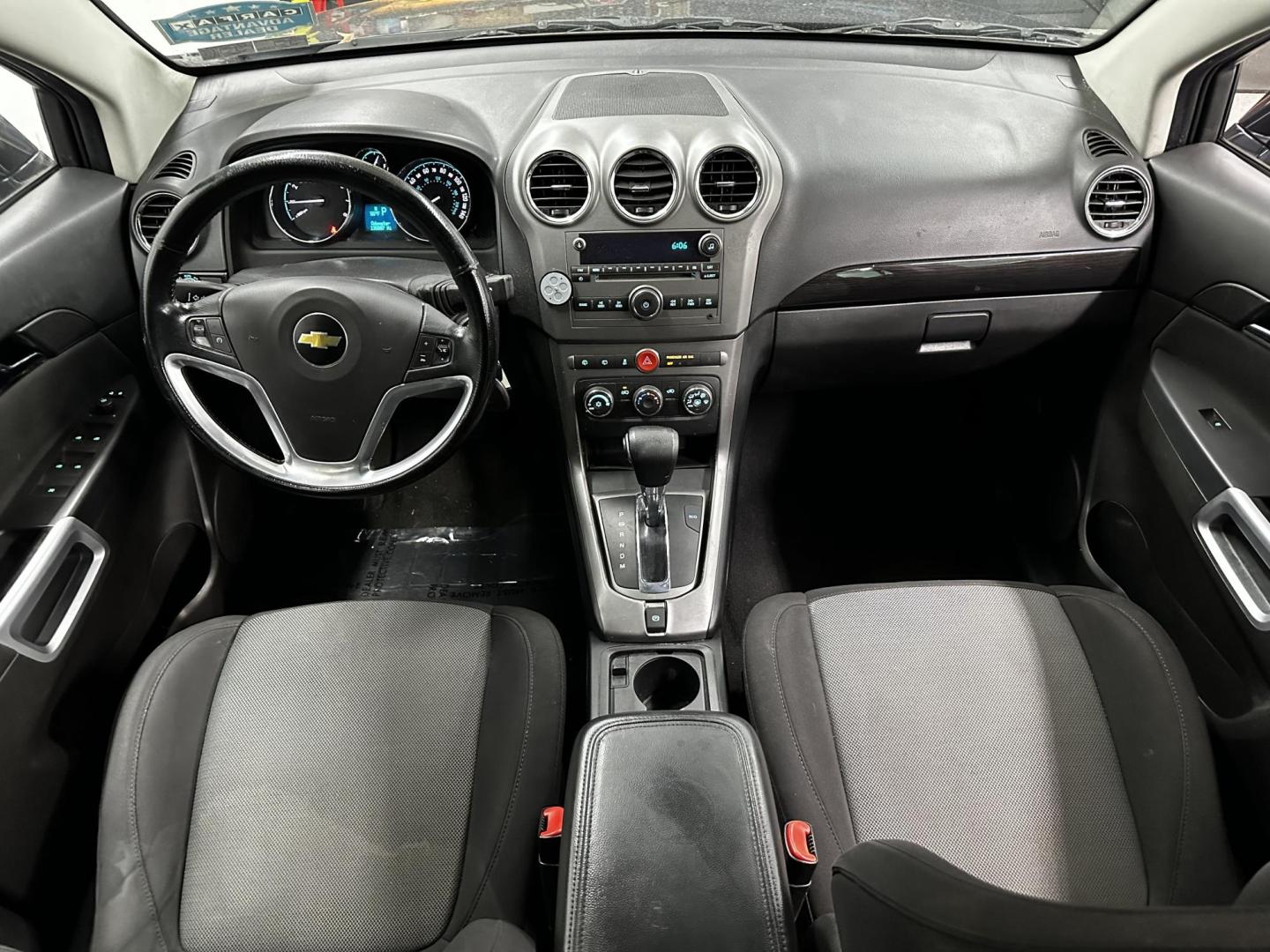 2015 /GRAY Chevrolet Captiva Sport 2LS FWD (3GNAL2EKXFS) with an 2.4L L4 DOHC 16V FFV engine, 6-Speed Automatic transmission, located at 533 S West End Blvd., Quakertown, PA, 18951, (877) 257-4995, 40.343994, -75.303604 - INCLUDED IN THE SALE PRICE OF EVERY VEHICLE: 48 Hour Money Back Guarantee 6 Month - 6,000 Mile Warranty Brand New PA State Inspection & Emission $10 Oil Changes for the Life of the Loan Complete CARFAX - Photo#6