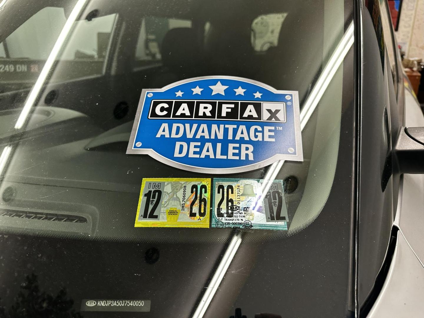 2018 SILVER /GRAY Kia Soul + (KNDJP3A50J7) with an 2.0L L4 DOHC 16V engine, 6A transmission, located at 533 S West End Blvd., Quakertown, PA, 18951, (877) 257-4995, 40.343994, -75.303604 - INCLUDED IN THE SALE PRICE OF EVERY VEHICLE: 48 Hour Money Back Guarantee 6 Month - 6,000 Mile Warranty Brand New PA State Inspection & Emission $10 Oil Changes for the Life of the Loan Complete CARFAX - Photo#1