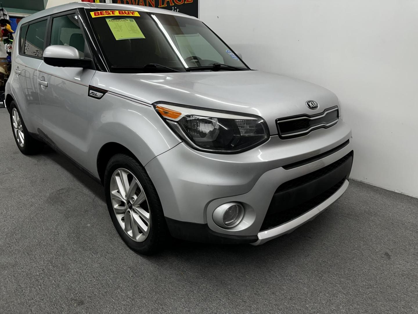 2018 SILVER /GRAY Kia Soul + (KNDJP3A50J7) with an 2.0L L4 DOHC 16V engine, 6A transmission, located at 533 S West End Blvd., Quakertown, PA, 18951, (877) 257-4995, 40.343994, -75.303604 - INCLUDED IN THE SALE PRICE OF EVERY VEHICLE: 48 Hour Money Back Guarantee 6 Month - 6,000 Mile Warranty Brand New PA State Inspection & Emission $10 Oil Changes for the Life of the Loan Complete CARFAX - Photo#2