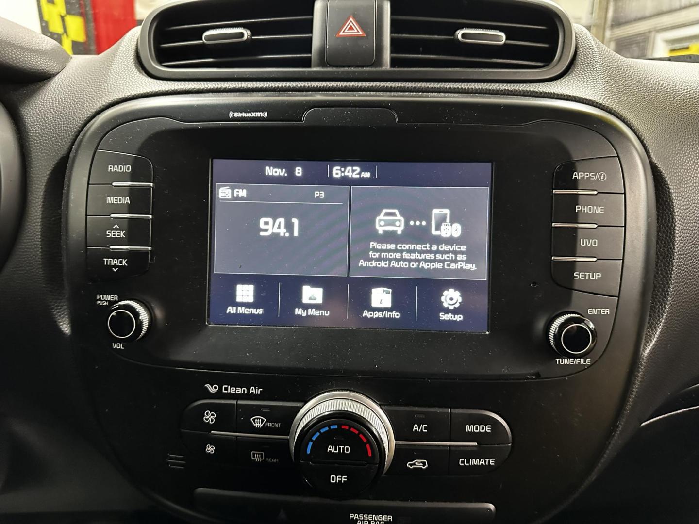 2018 SILVER /GRAY Kia Soul + (KNDJP3A50J7) with an 2.0L L4 DOHC 16V engine, 6A transmission, located at 533 S West End Blvd., Quakertown, PA, 18951, (877) 257-4995, 40.343994, -75.303604 - INCLUDED IN THE SALE PRICE OF EVERY VEHICLE: 48 Hour Money Back Guarantee 6 Month - 6,000 Mile Warranty Brand New PA State Inspection & Emission $10 Oil Changes for the Life of the Loan Complete CARFAX - Photo#7