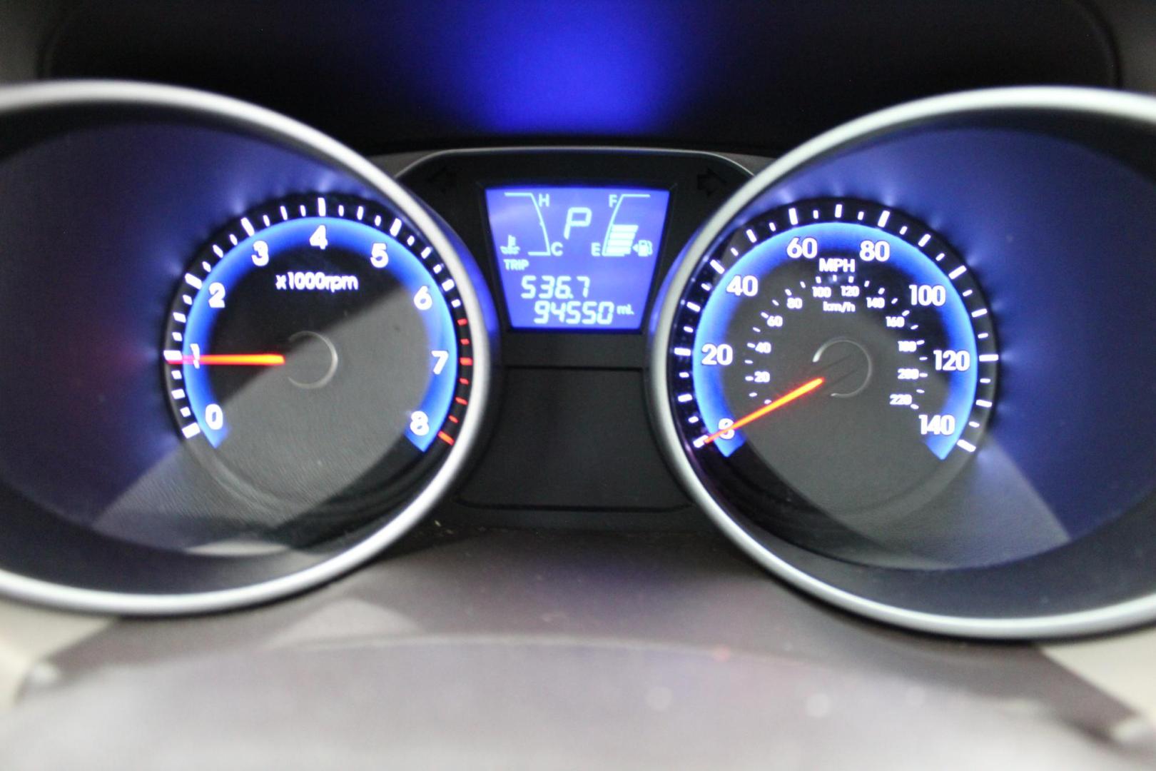 2012 Blue /GRAY Hyundai Tucson Limited Auto AWD (KM8JUCAC3CU) with an 2.4L L4 DOHC 16V engine, 6-Speed Automatic transmission, located at 533 S West End Blvd., Quakertown, PA, 18951, (877) 257-4995, 40.343994, -75.303604 - INCLUDED IN THE SALE PRICE OF EVERY VEHICLE: 48 Hour Money Back Guarantee 6 Month - 6,000 Mile Warranty Brand New PA State Inspection & Emission $10 Oil Changes for the Life of the Loan Complete CARFAX - Photo#8