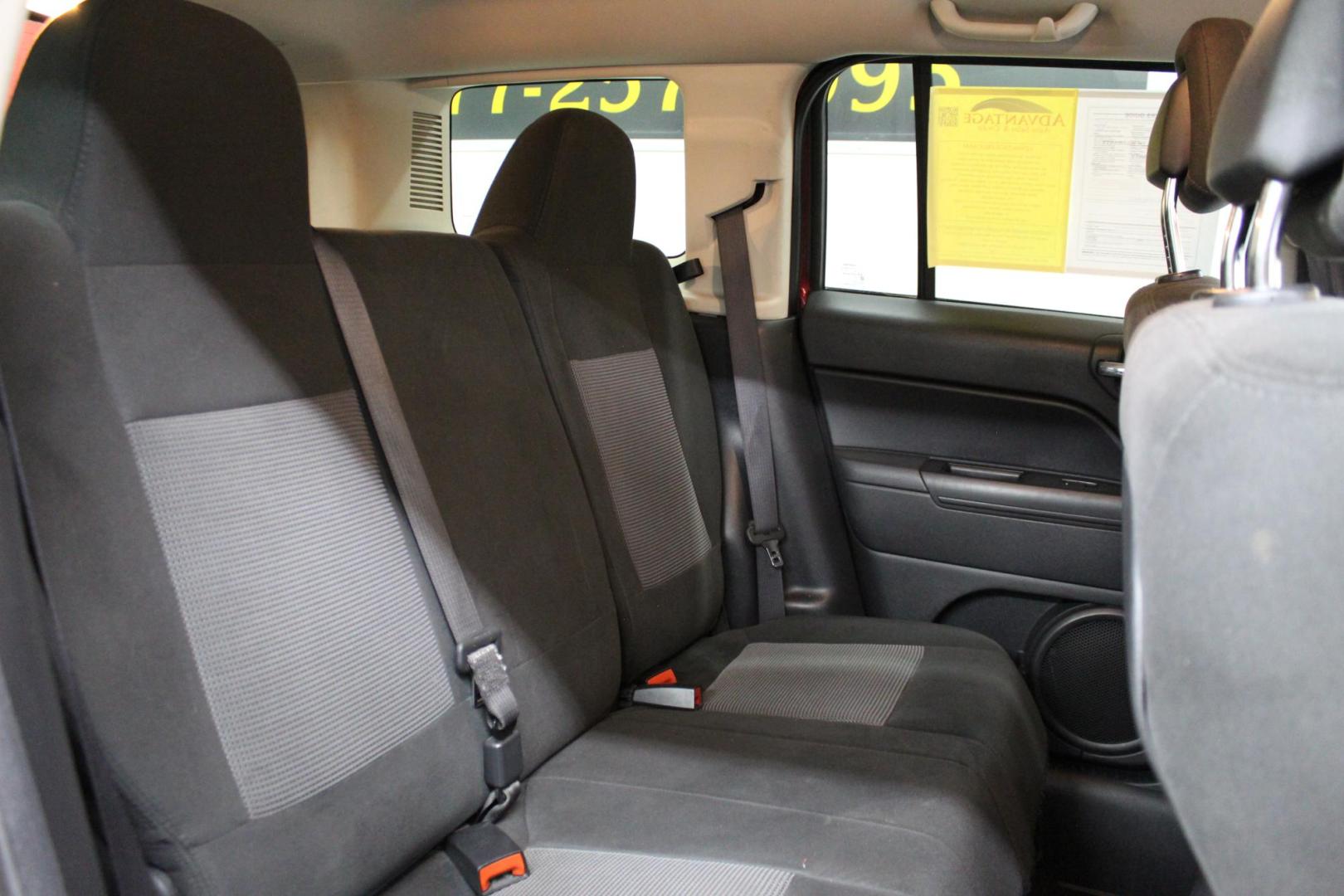 2017 /GRAY Jeep Patriot Latitude 2WD (1C4NJPFA9HD) with an 2.0L L4 DOHC 16V engine, located at 533 S West End Blvd., Quakertown, PA, 18951, (877) 257-4995, 40.343994, -75.303604 - INCLUDED IN THE SALE PRICE OF EVERY VEHICLE: 48 Hour Money Back Guarantee 6 Month - 6,000 Mile Warranty Brand New PA State Inspection & Emission $10 Oil Changes for the Life of the Loan Complete CARFAX - Photo#4