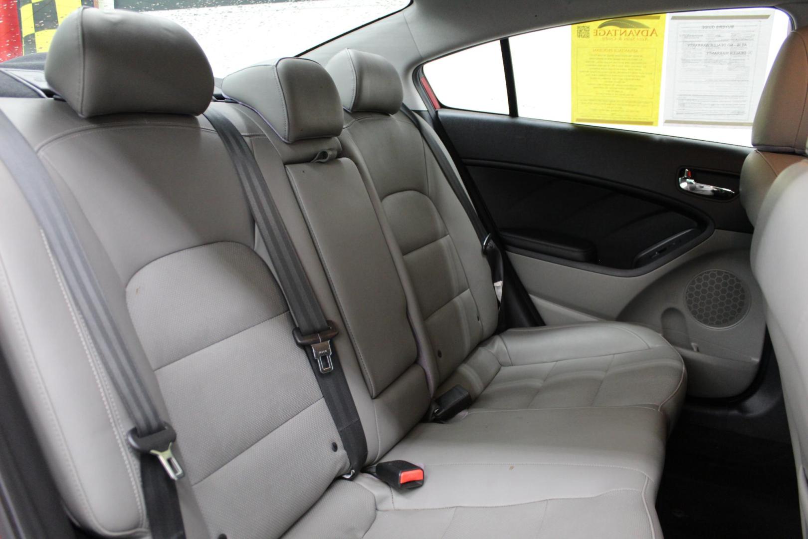 2014 /GRAY Kia Forte EX (KNAFZ4A83E5) with an 2.0L L4 DOHC 16V engine, 6-Speed Automatic transmission, located at 533 S West End Blvd., Quakertown, PA, 18951, (877) 257-4995, 40.343994, -75.303604 - INCLUDED IN THE SALE PRICE OF EVERY VEHICLE: 48 Hour Money Back Guarantee 6 Month - 6,000 Mile Warranty Brand New PA State Inspection & Emission $10 Oil Changes for the Life of the Loan Complete CARFAX - Photo#4