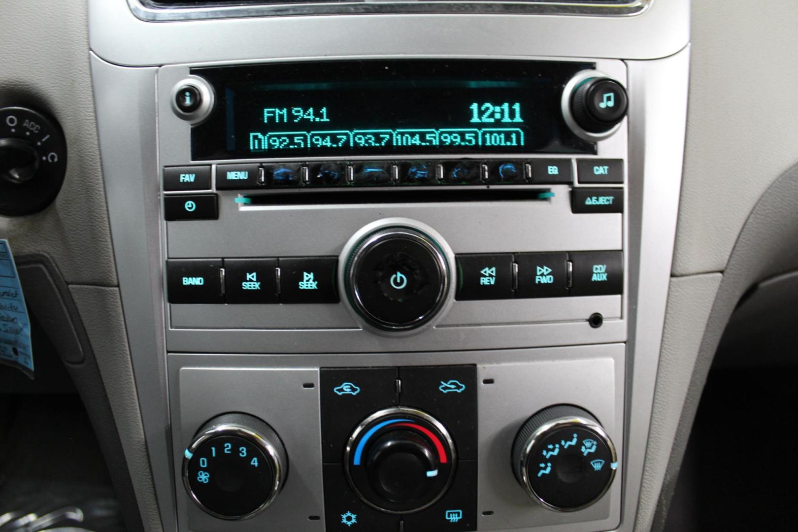 2011 SILVER /GRAY Chevrolet Malibu LS (1G1ZB5E18BF) with an 2.4L L4 DOHC 16V engine, 4-Speed Automatic transmission, located at 533 S West End Blvd., Quakertown, PA, 18951, (877) 257-4995, 40.343994, -75.303604 - INCLUDED IN THE SALE PRICE OF EVERY VEHICLE: 48 Hour Money Back Guarantee 6 Month - 6,000 Mile Warranty Brand New PA State Inspection & Emission $10 Oil Changes for the Life of the Loan Complete CARFAX - Photo#7